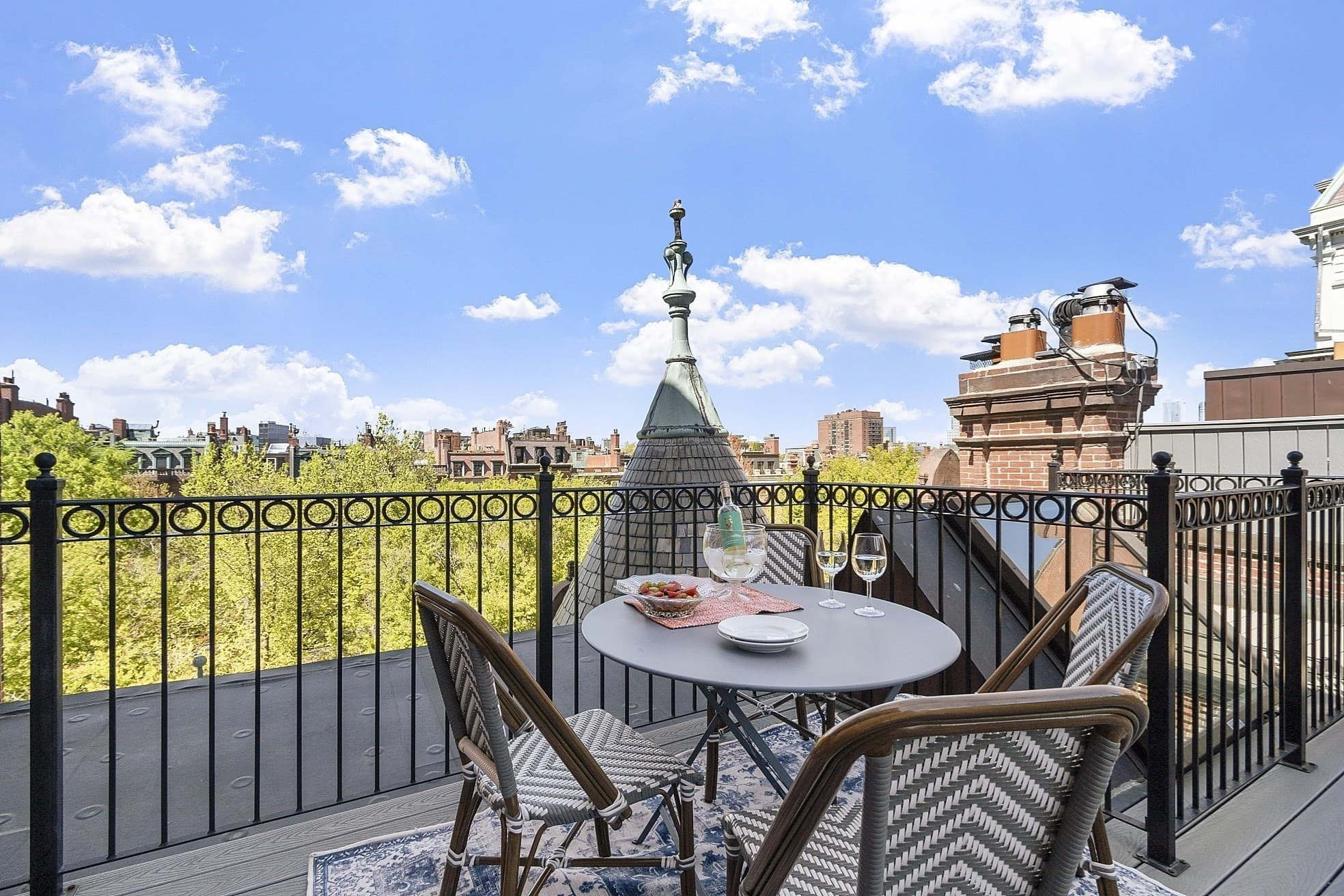 Condominium at 178 Commonwealth # 7, Boston MA 02116, photo 31 of 36