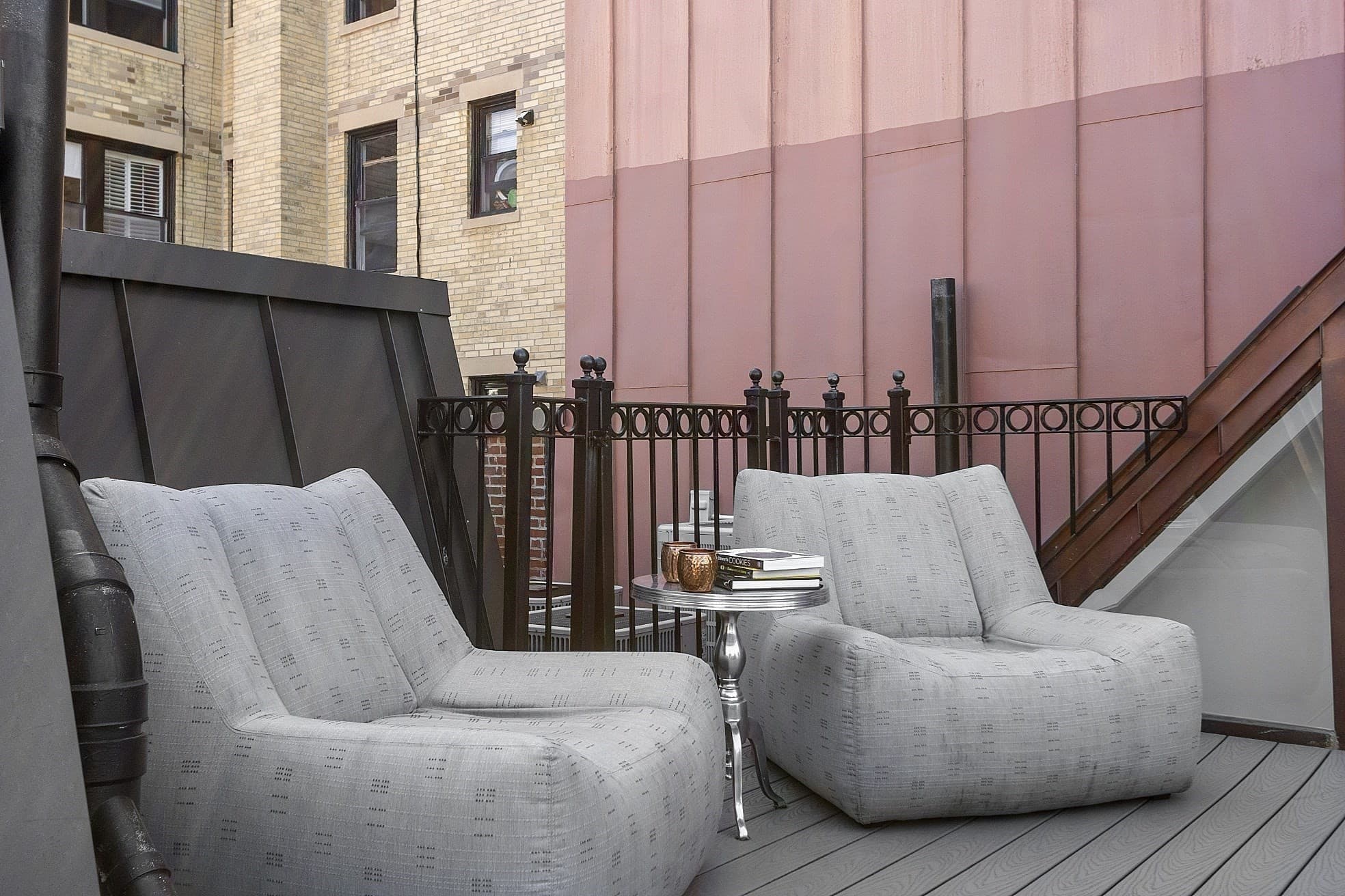 Condominium at 178 Commonwealth # 7, Boston MA 02116, photo 29 of 36