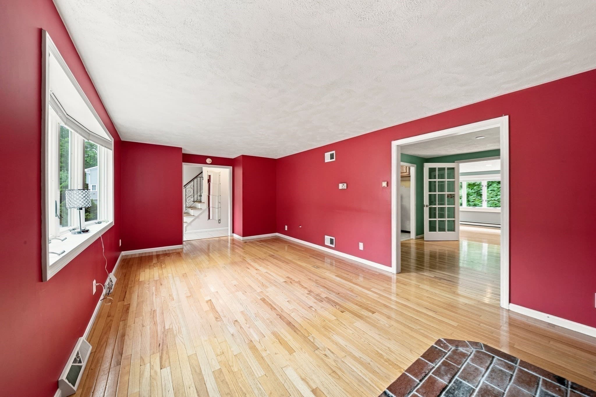 Single Family Residence at 299 Old Westford Road, Chelmsford MA 01863, Chelmsford, photo 7 of 37