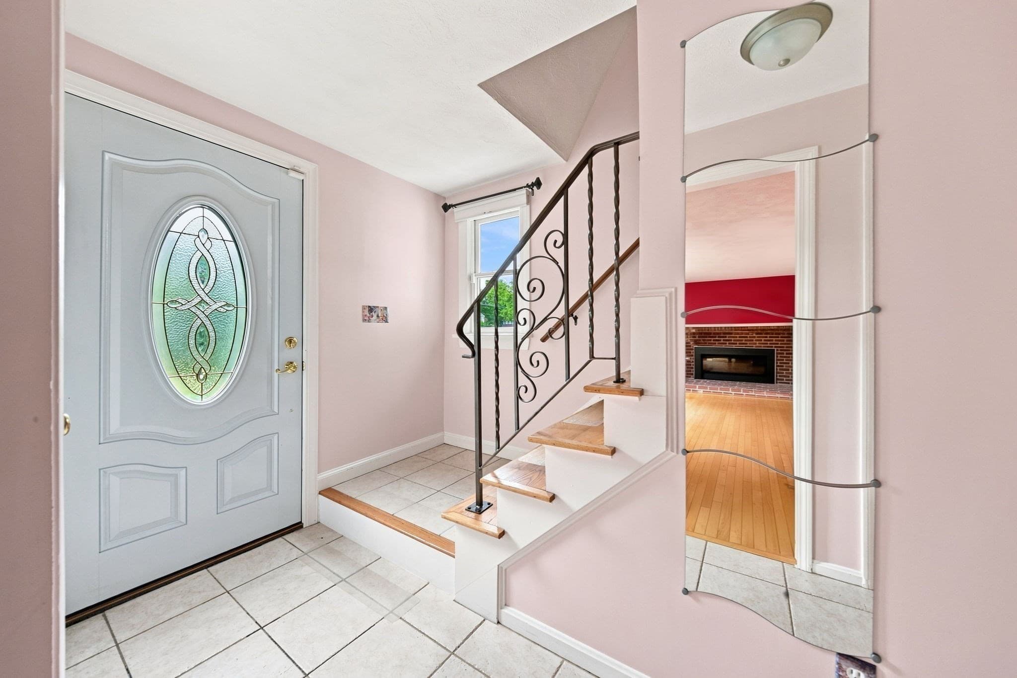 Single Family Residence at 299 Old Westford Road, Chelmsford MA 01863, Chelmsford, photo 5 of 37