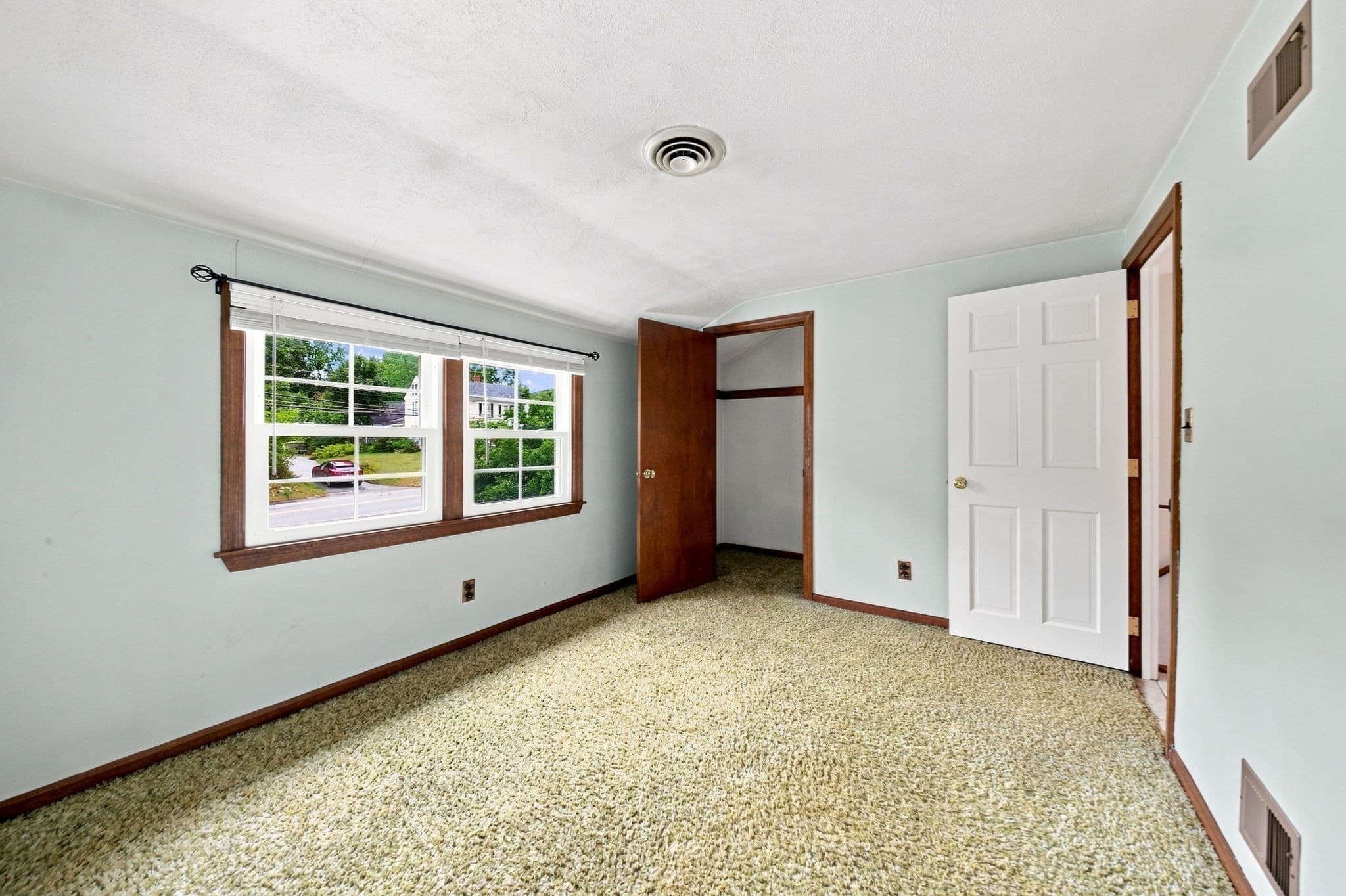 Single Family Residence at 299 Old Westford Road, Chelmsford MA 01863, Chelmsford, photo 24 of 37