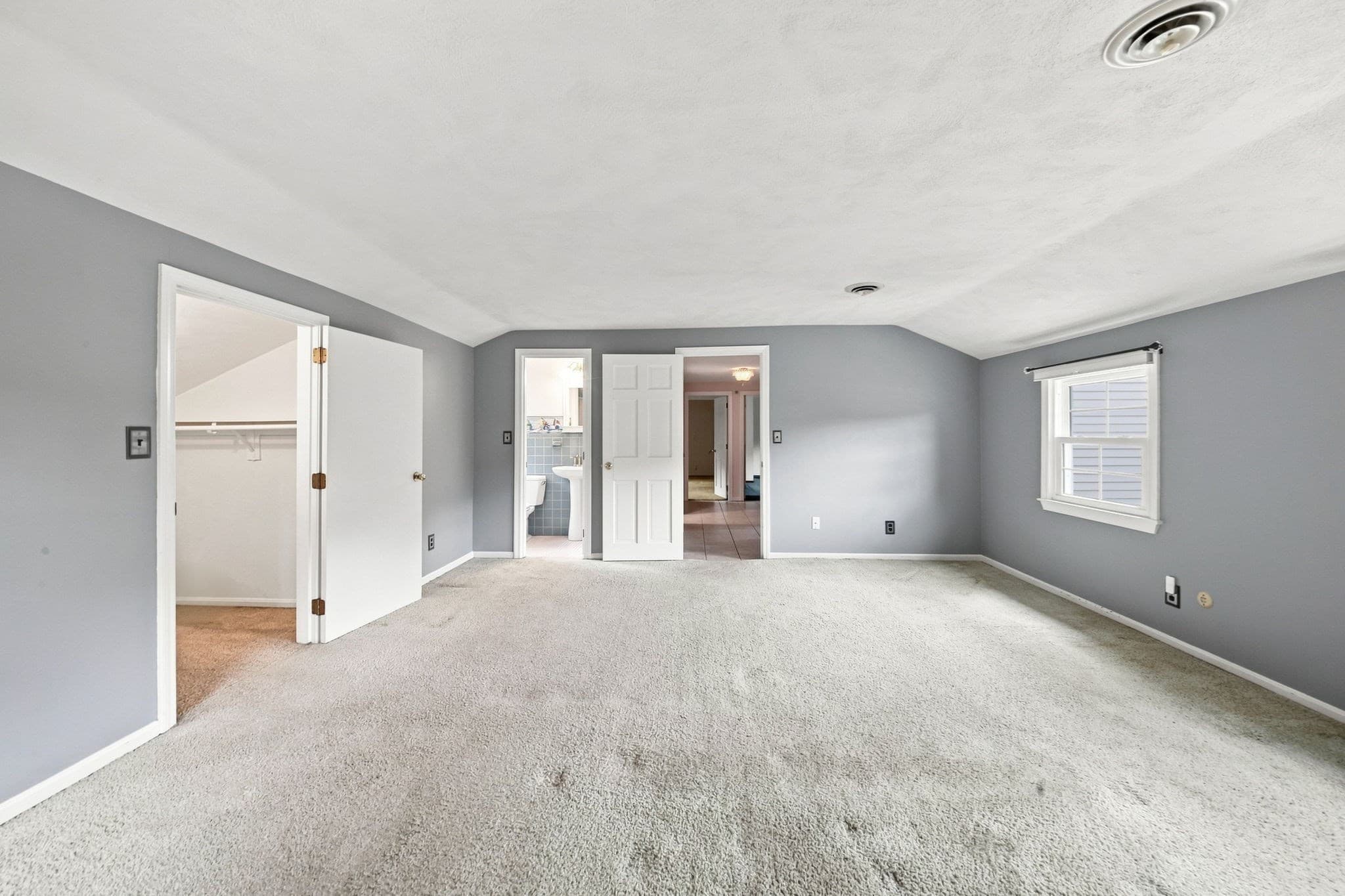 Single Family Residence at 299 Old Westford Road, Chelmsford MA 01863, Chelmsford, photo 18 of 37