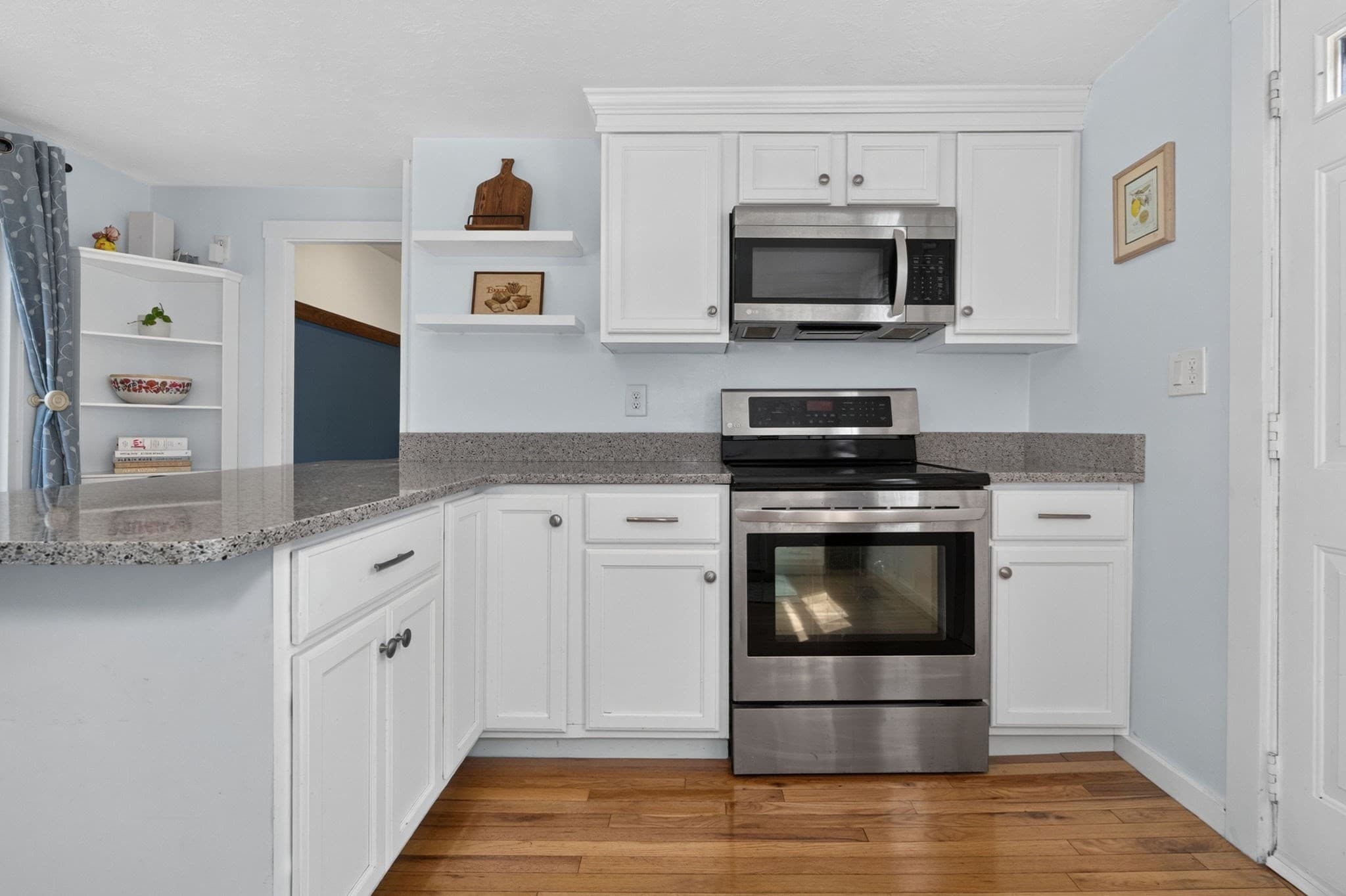 Single Family Residence at 395 Pond St, Weymouth MA 02190, photo 12 of 39