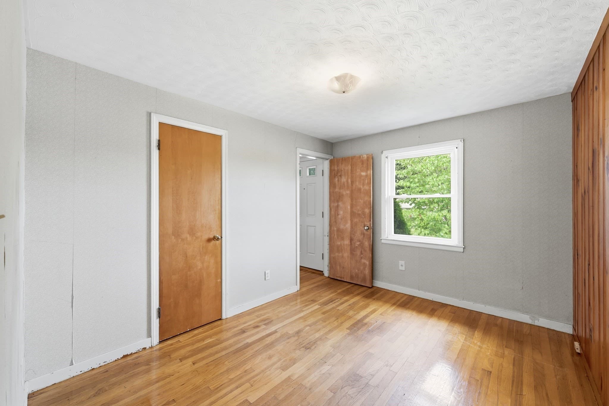Single Family Residence at 15 Spring Ter, Shrewsbury MA 01545, Shrewsbury, photo 16 of 28