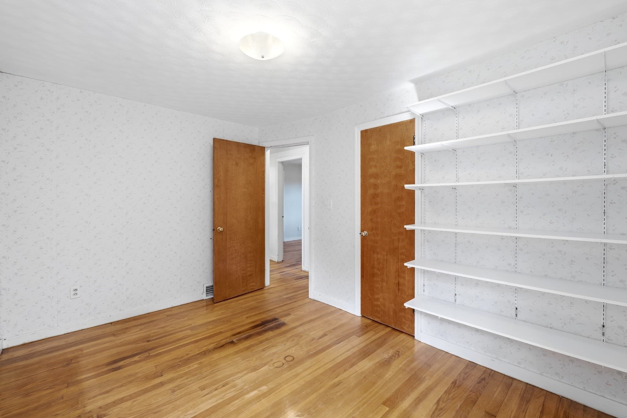Single Family Residence at 15 Spring Ter, Shrewsbury MA 01545, Shrewsbury, photo 12 of 28