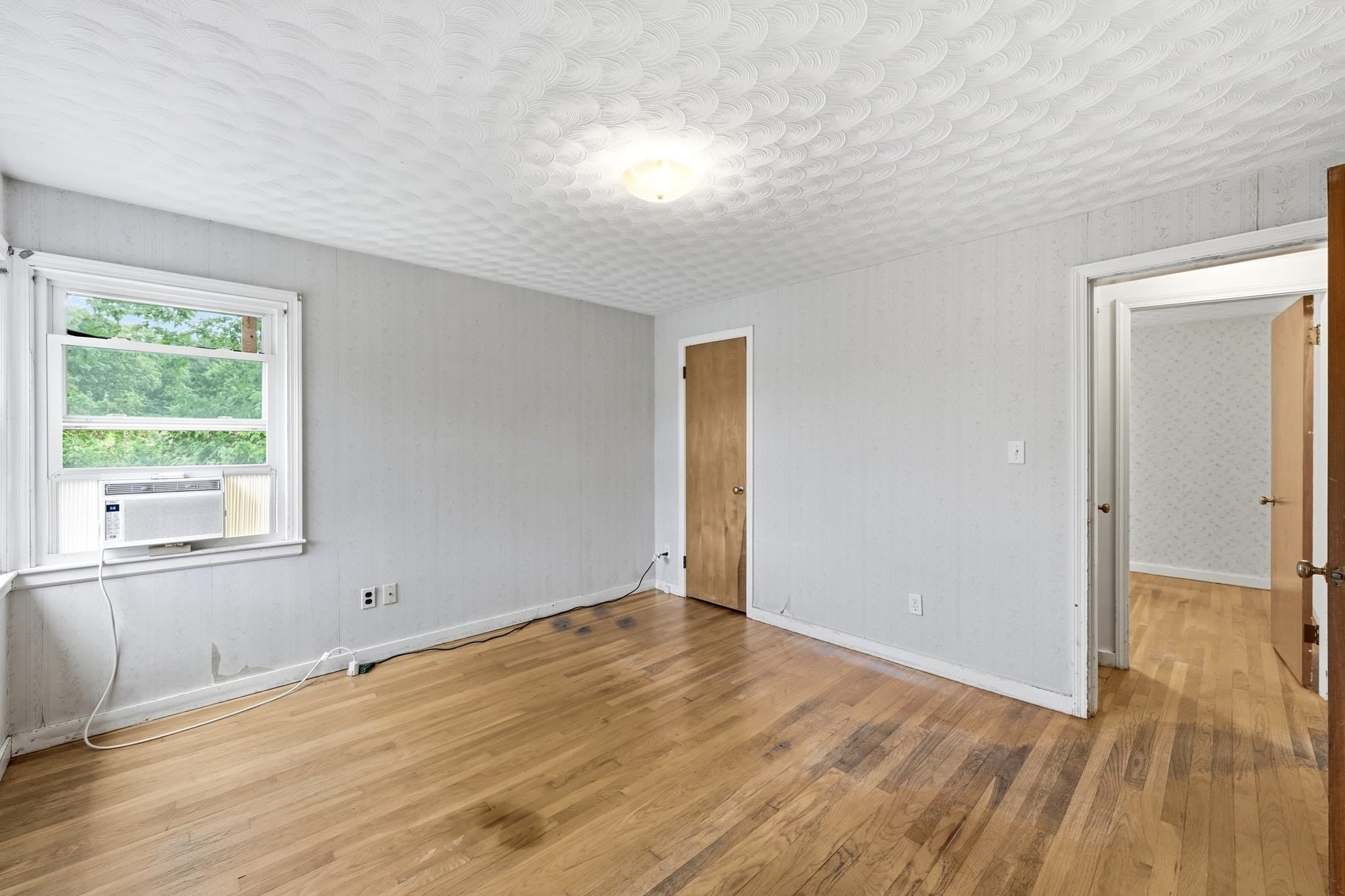 Single Family Residence at 15 Spring Ter, Shrewsbury MA 01545, Shrewsbury, photo 14 of 28