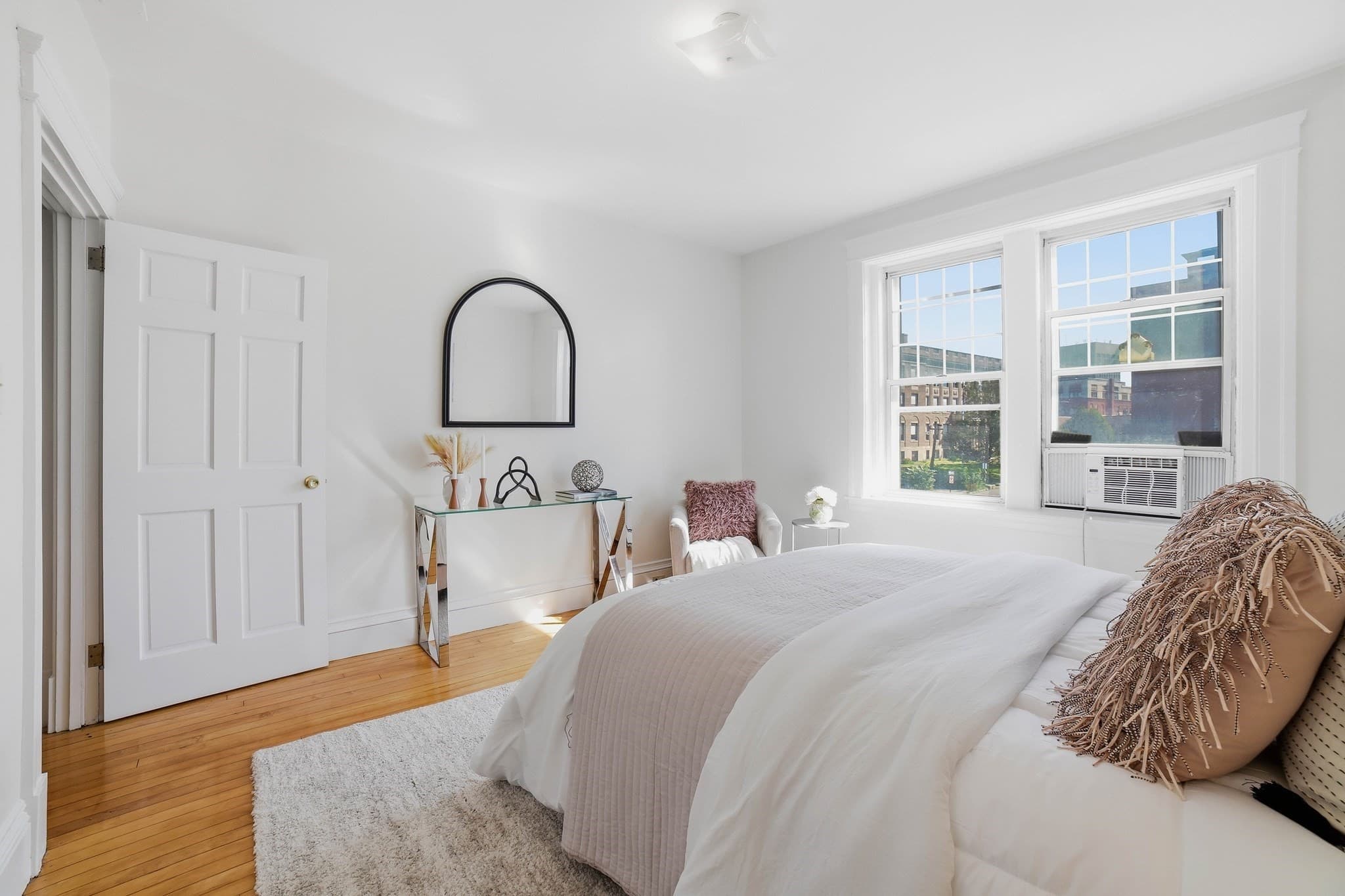 Single Family Residence at 41 Chatham # 4, Worcester MA 01609, Worcester, photo 8 of 18