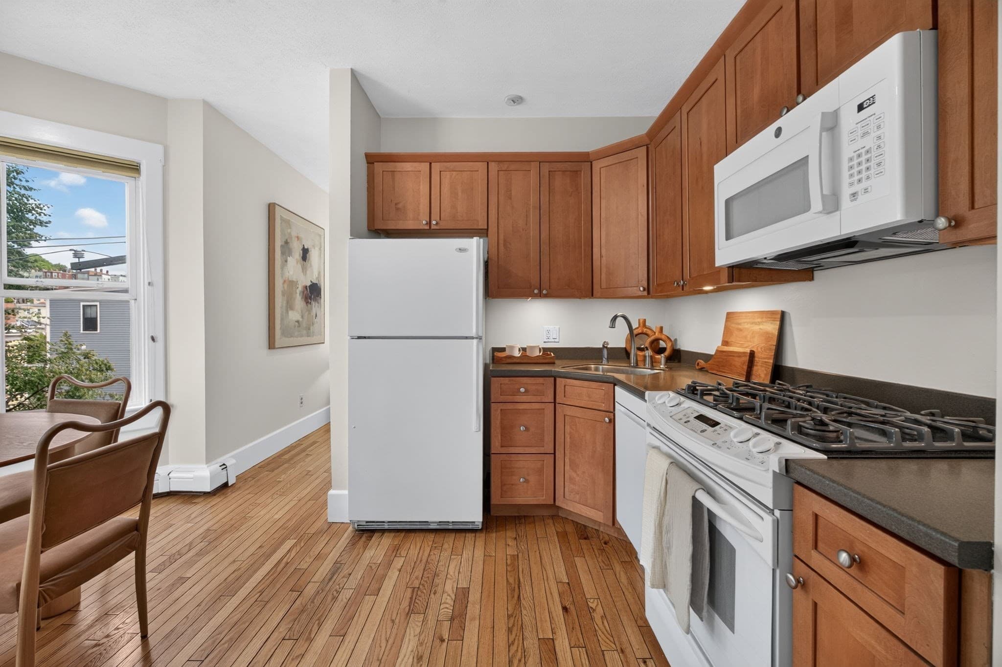 Condominium at 118 High # 9, Boston MA 02129, Boston, photo 7 of 17