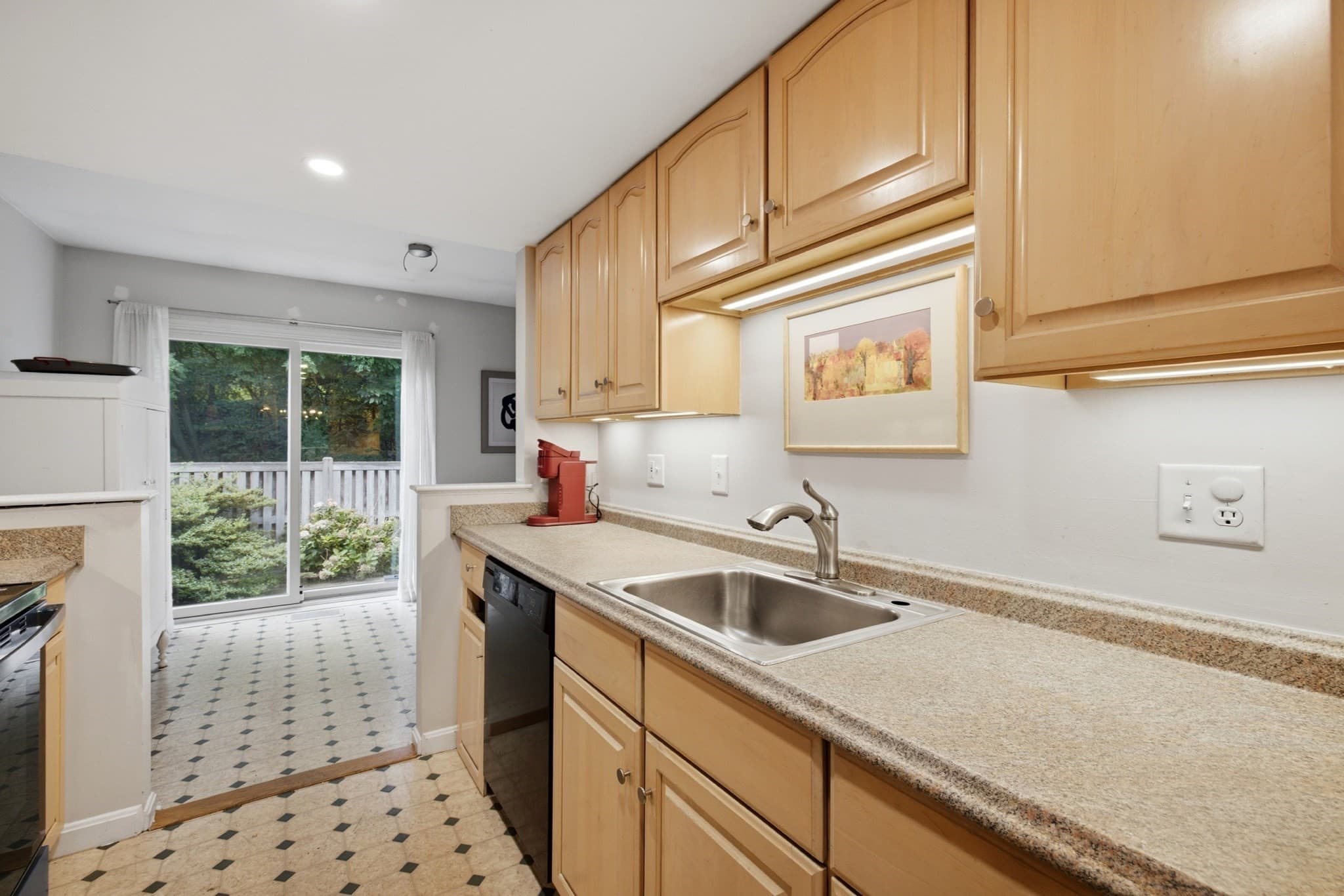 Condominium at 83 Fifer Lane # 83, Lexington MA 02420, Lexington, photo 12 of 27