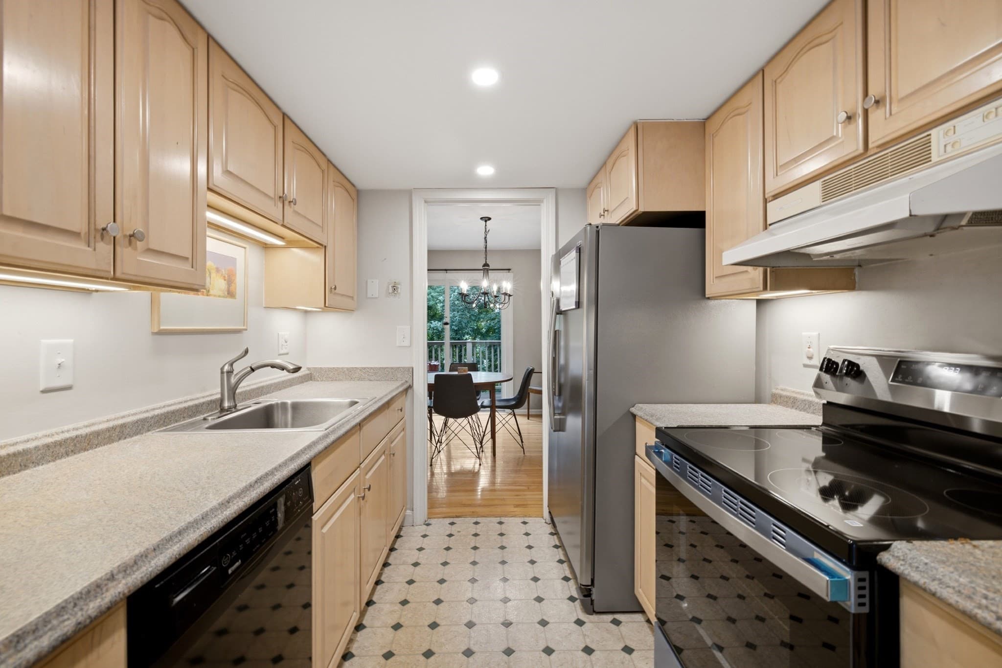 Condominium at 83 Fifer Lane # 83, Lexington MA 02420, Lexington, photo 10 of 27