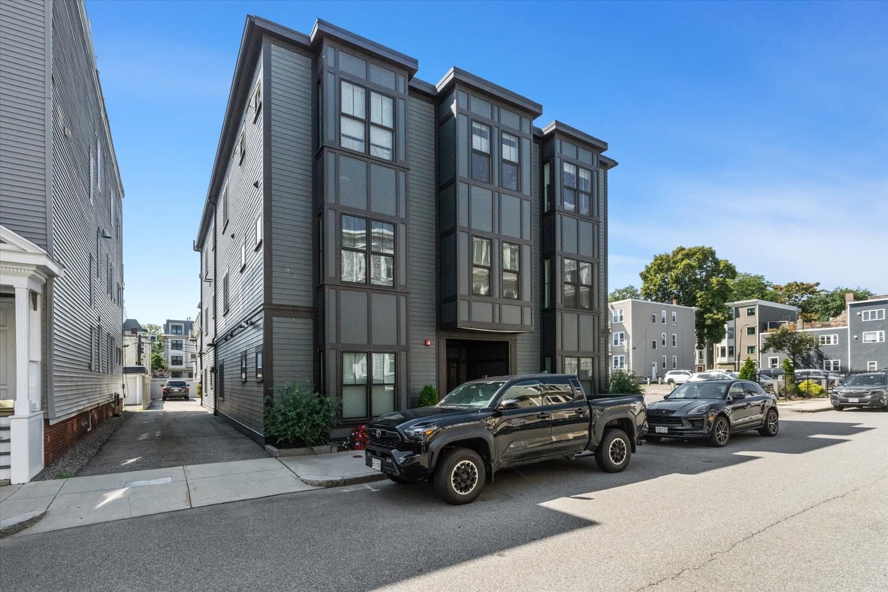 Condominium at 861 E 2nd St # 3, Boston MA 02127, photo 27 of 30