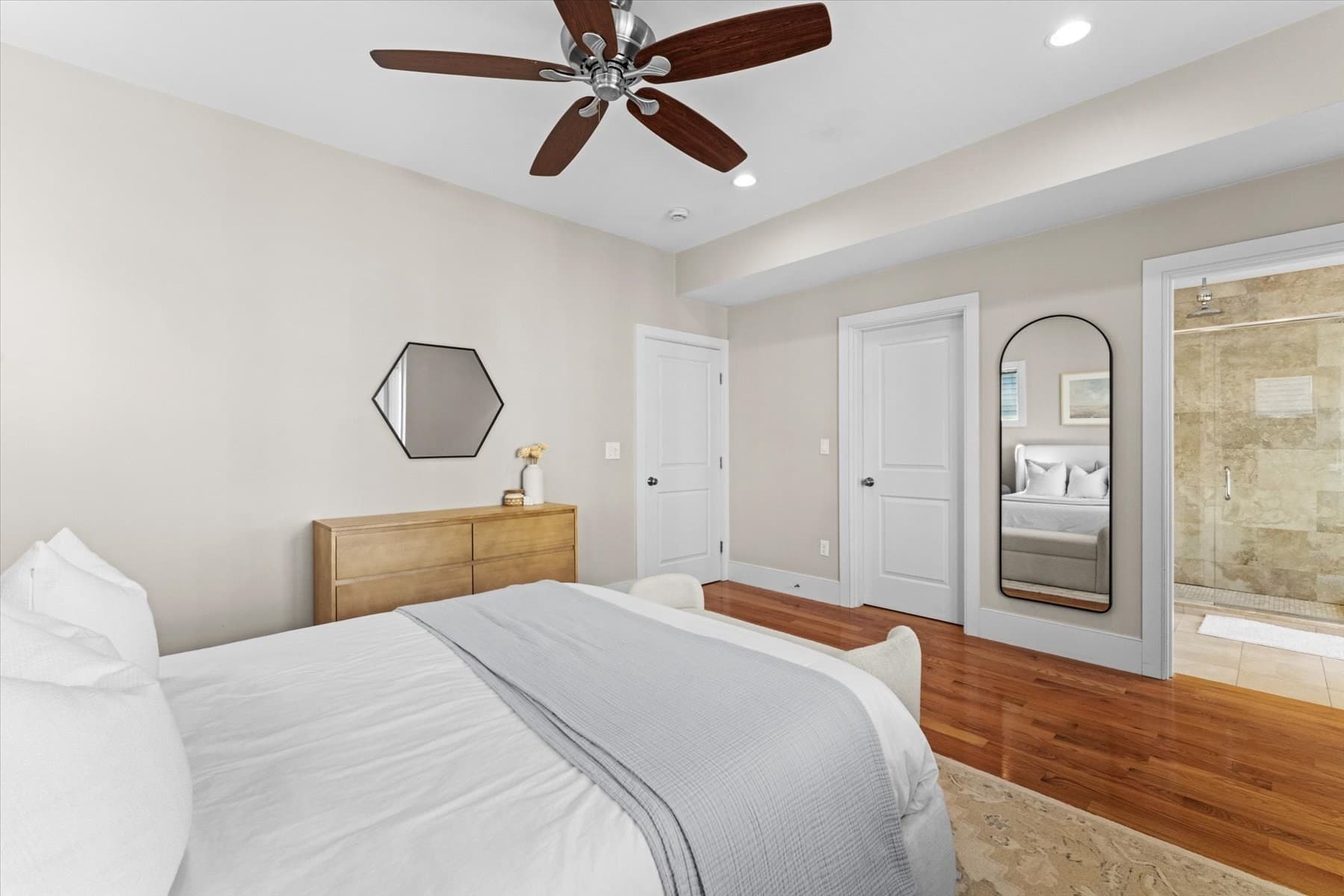 Condominium at 861 E 2nd St # 3, Boston MA 02127, photo 17 of 30