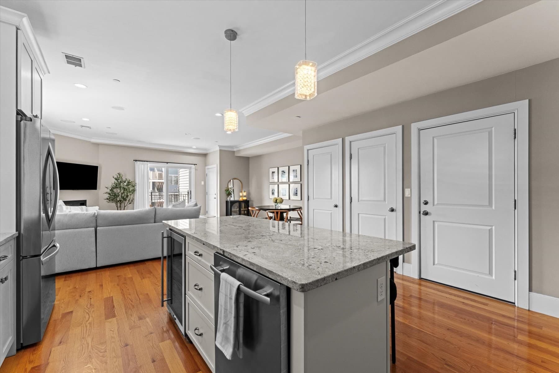 Condominium at 861 E 2nd St # 3, Boston MA 02127, photo 12 of 30