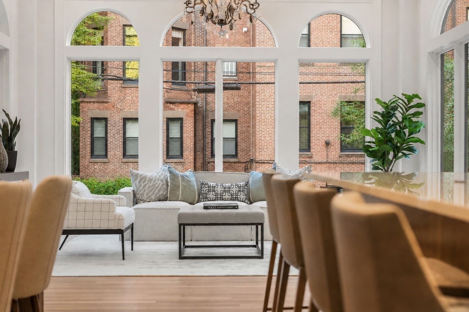 Condominium at 190 A Marlborough St # A, Boston MA 02116, photo 3 of 24
