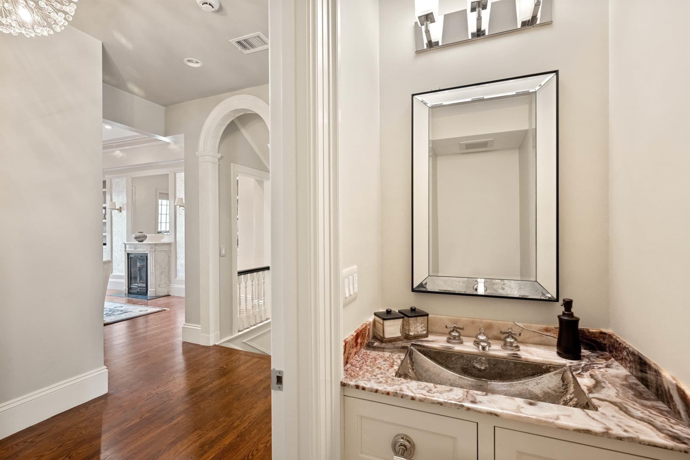Condominium at 190 C Marlborough St # C, Boston MA 02116, Boston, photo 9 of 30