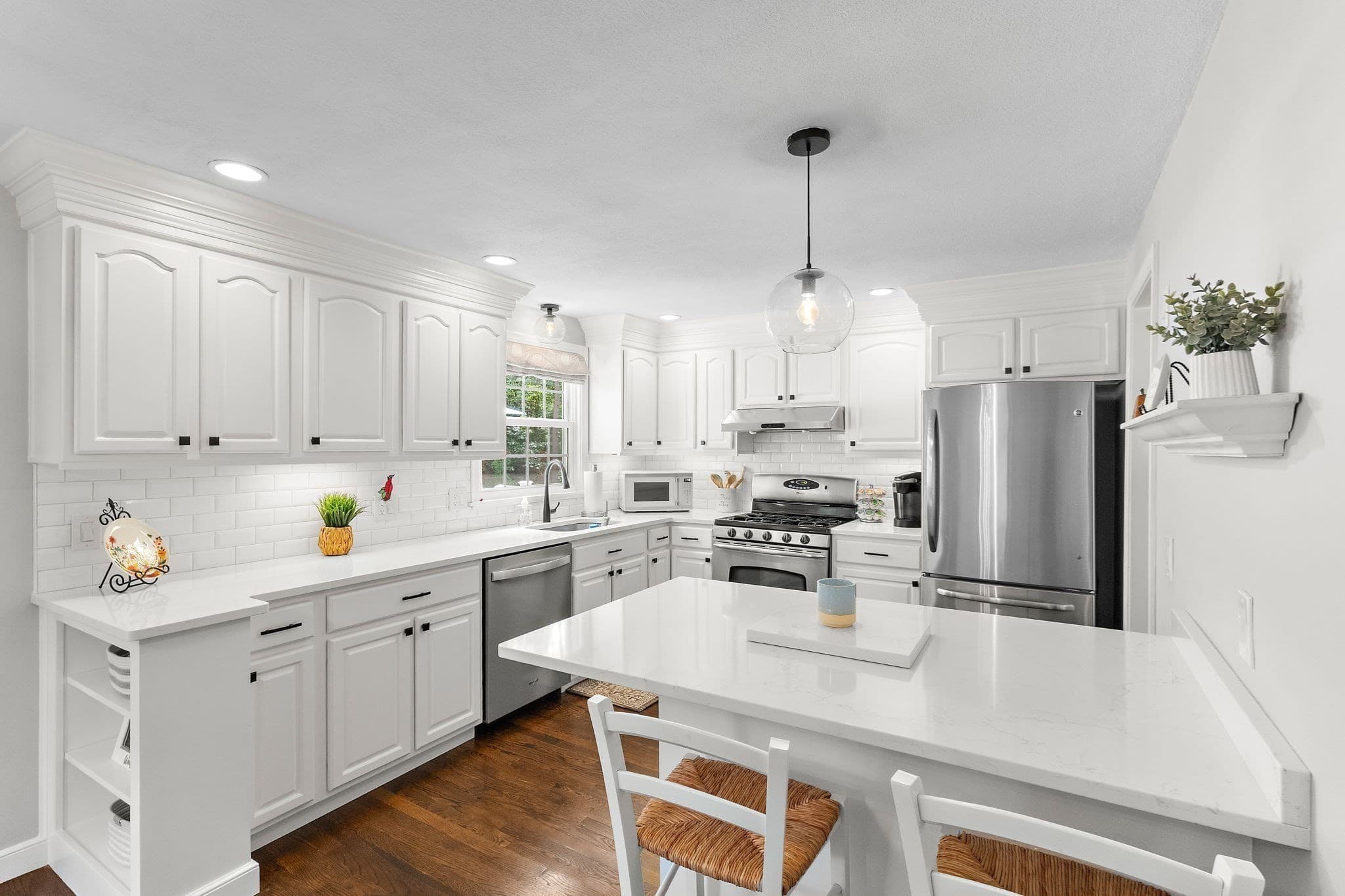Single Family Residence at 163 Mechanic Street, Foxboro MA 02035, Foxboro, photo 7 of 40