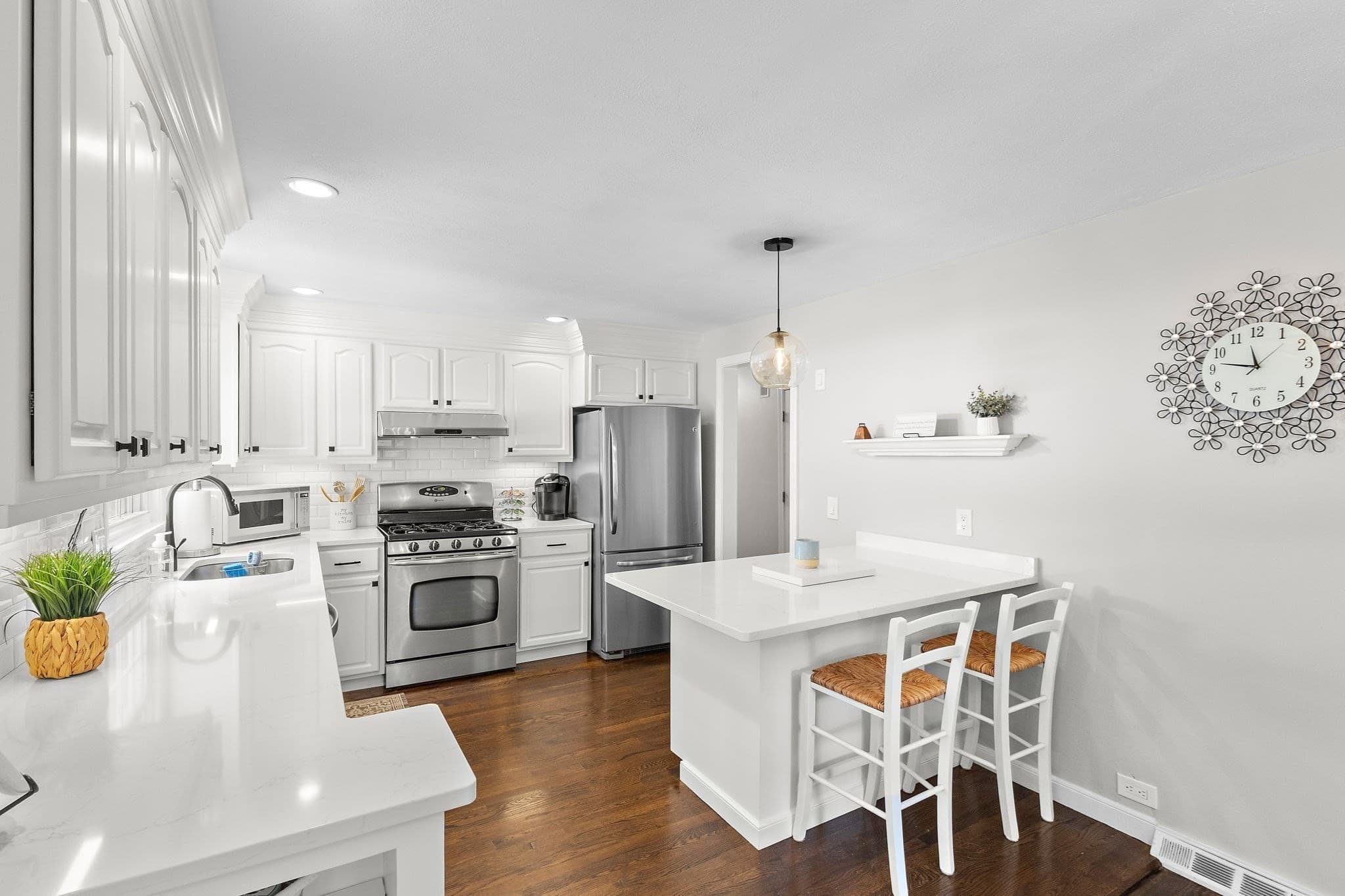 Single Family Residence at 163 Mechanic Street, Foxboro MA 02035, Foxboro, photo 8 of 40