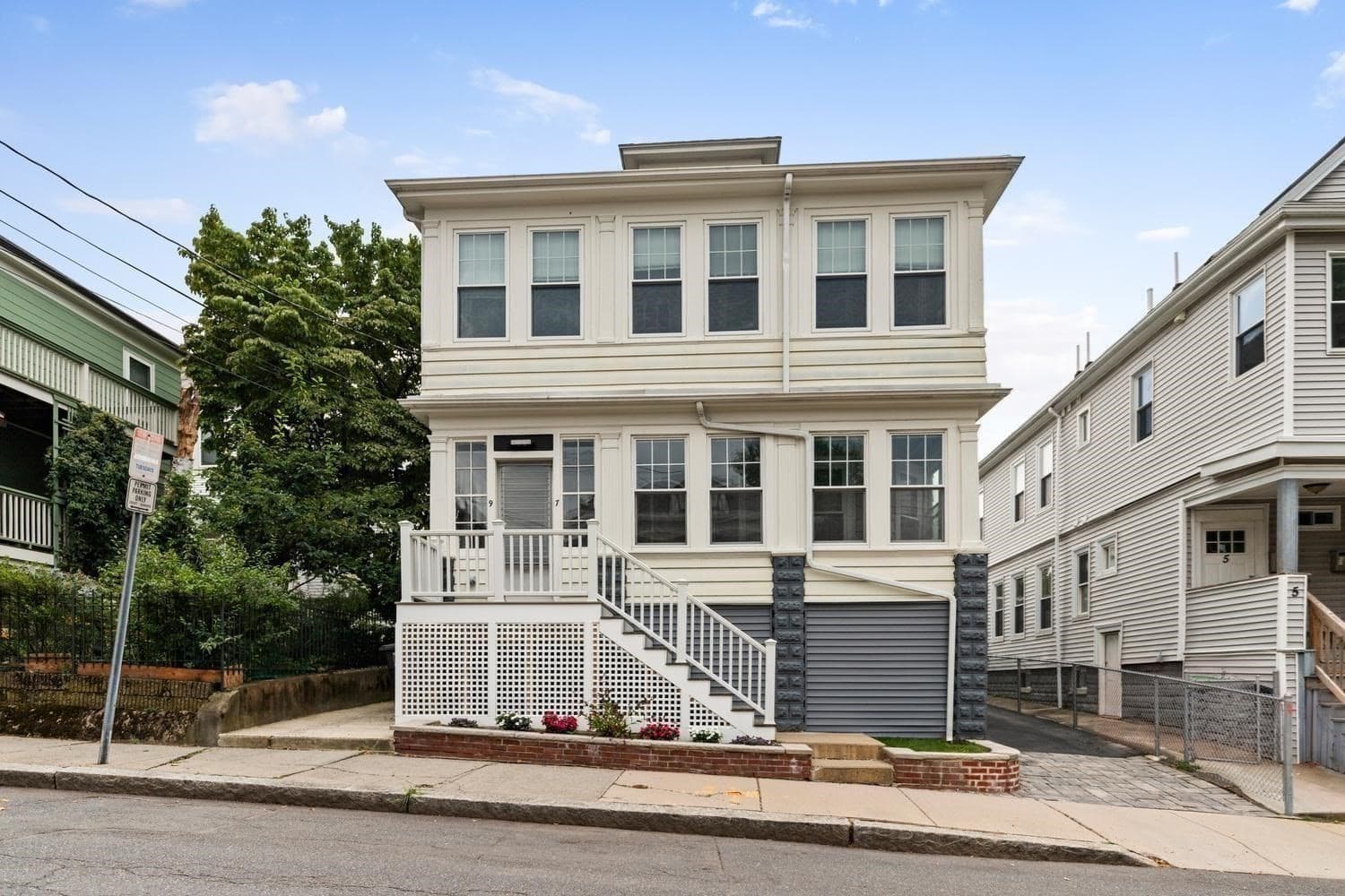 Multi Family at 7 Hamilton Rd, Somerville MA 02144, Somerville, photo 33 of 39