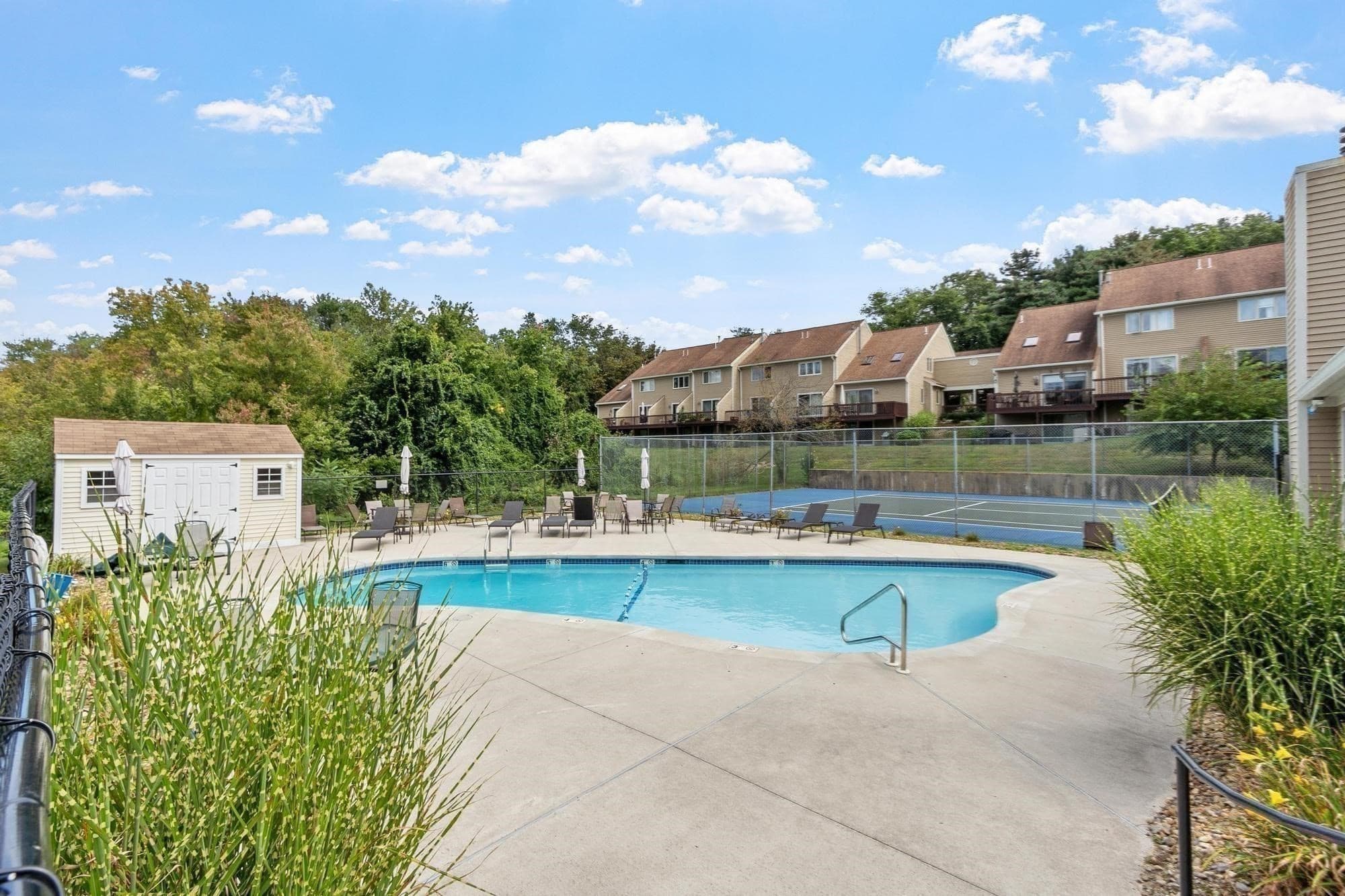 Condominium at 41 Hunters Run Place # 41, Haverhill MA 01832, Haverhill, photo 35 of 39