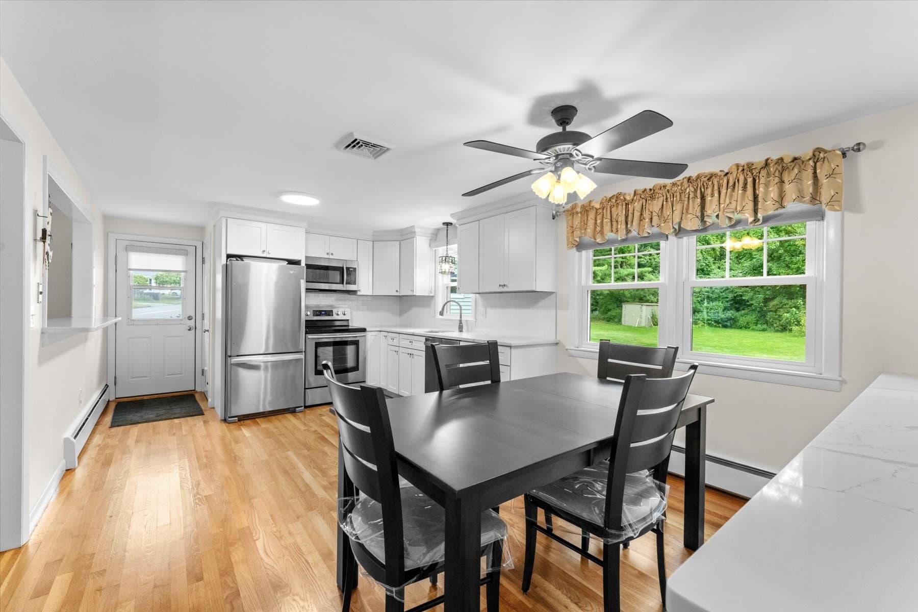 Single Family Residence at 194 Holden St, Worcester MA 01606, Worcester, photo 16 of 34