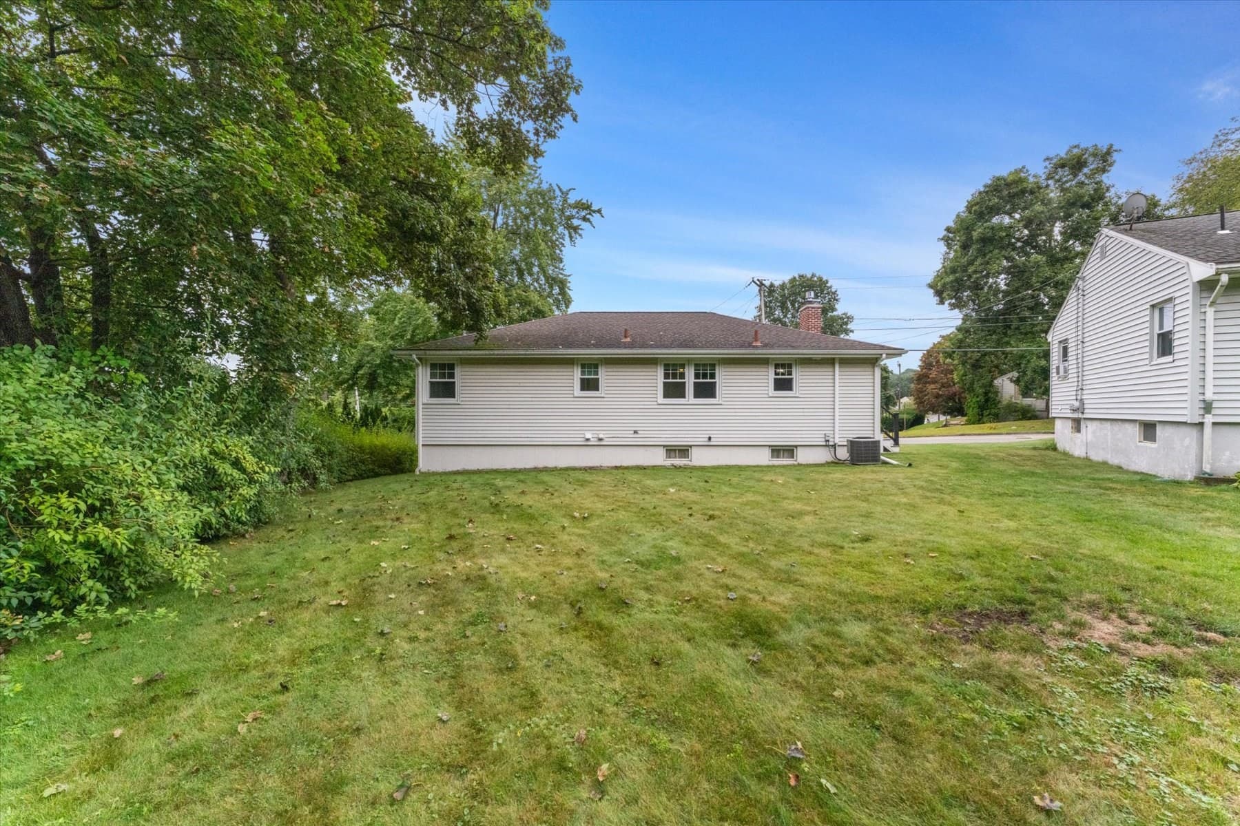 Single Family Residence at 194 Holden St, Worcester MA 01606, Worcester, photo 30 of 34