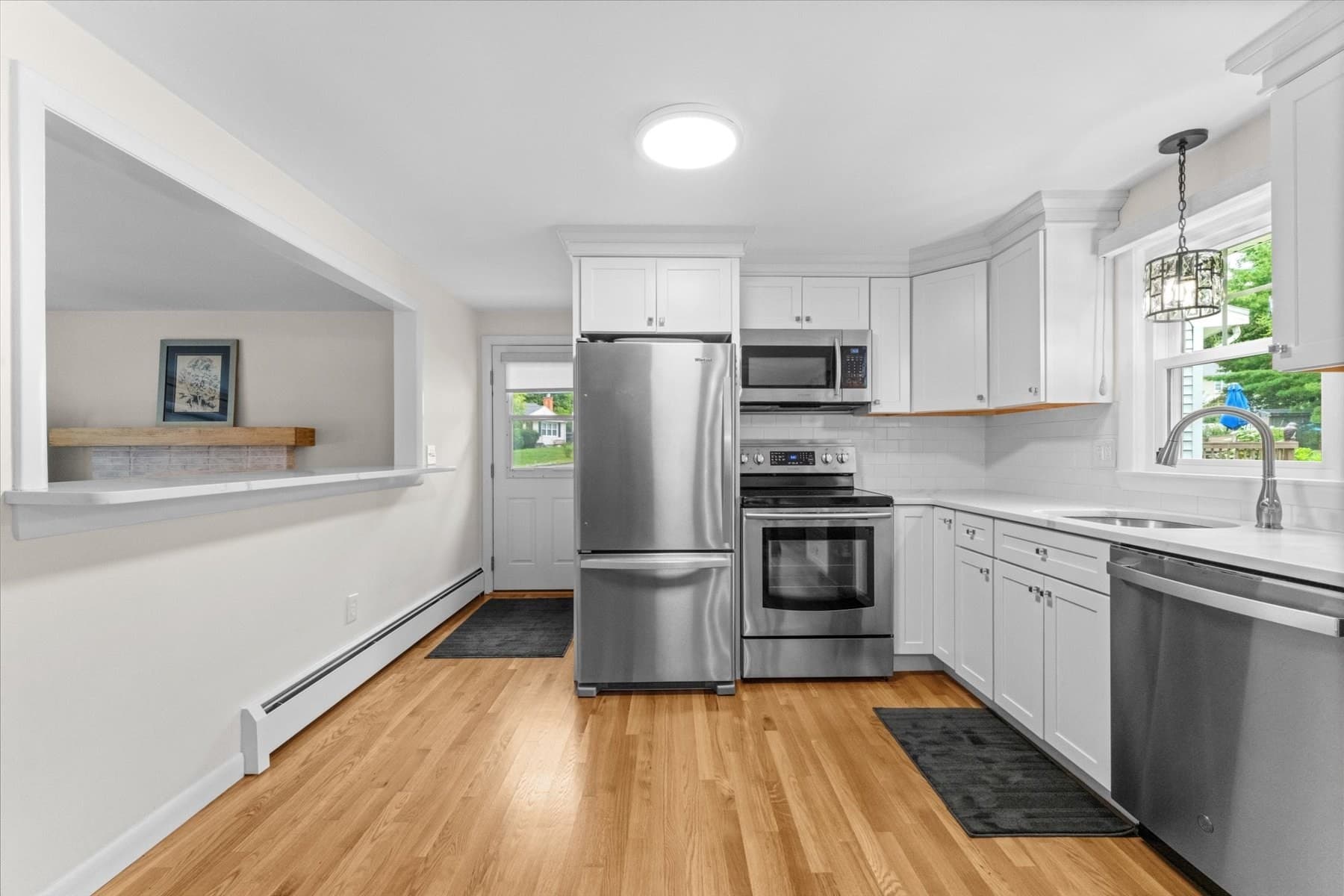 Single Family Residence at 194 Holden St, Worcester MA 01606, Worcester, photo 10 of 34