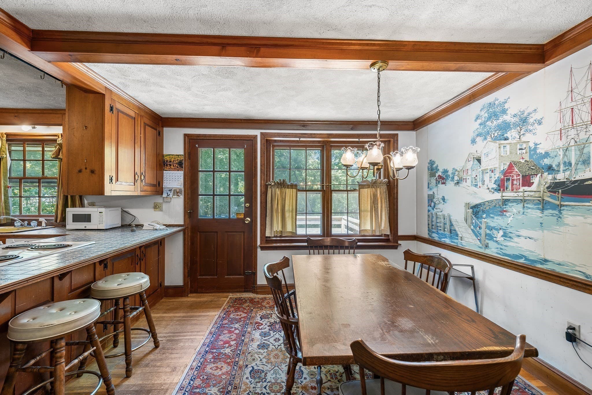 Single Family Residence at 41 Academy Ave, Weymouth MA 02189, Weymouth, photo 6 of 20