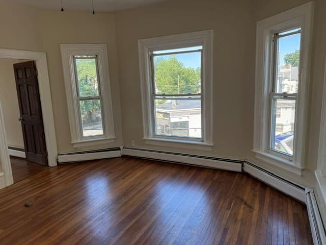 5+ Family - 5+ Units Up/Down at 225-306 Branch St/Walker Street, Lowell MA 01851, Lowell, photo 12 of 26