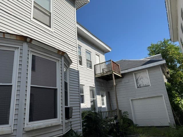 5+ Family - 5+ Units Up/Down at 225-306 Branch St/Walker Street, Lowell MA 01851, Lowell, photo 3 of 26