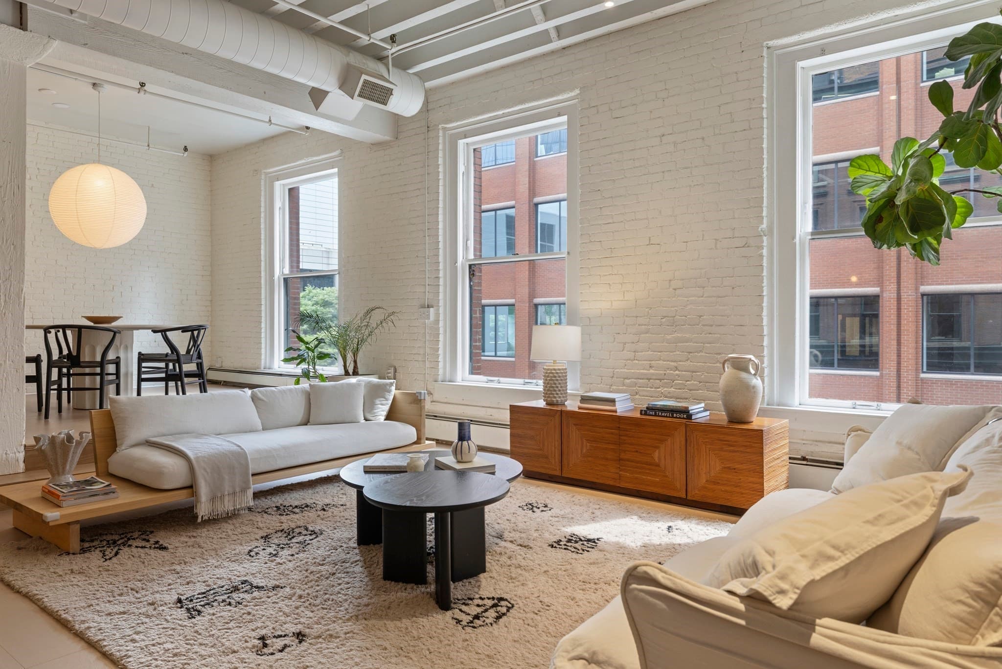 Condominium at 134 Beach St # 3B, Boston MA 02111, photo 2 of 34