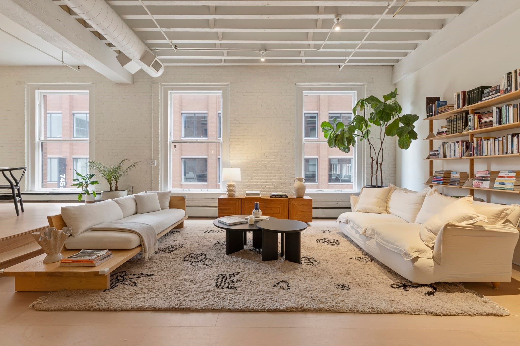 Condominium at 134 Beach St # 3B, Boston MA 02111, photo 6 of 34