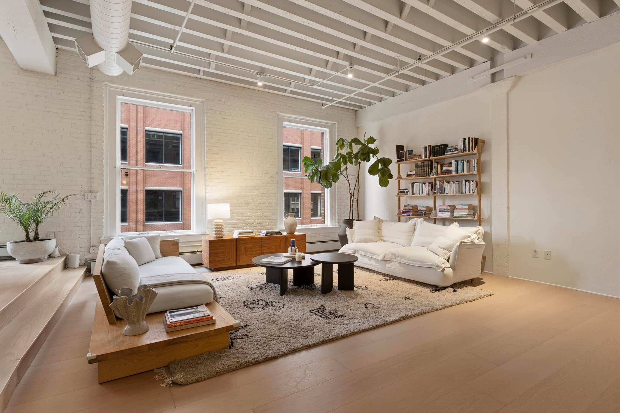 Condominium at 134 Beach St # 3B, Boston MA 02111, photo 7 of 34