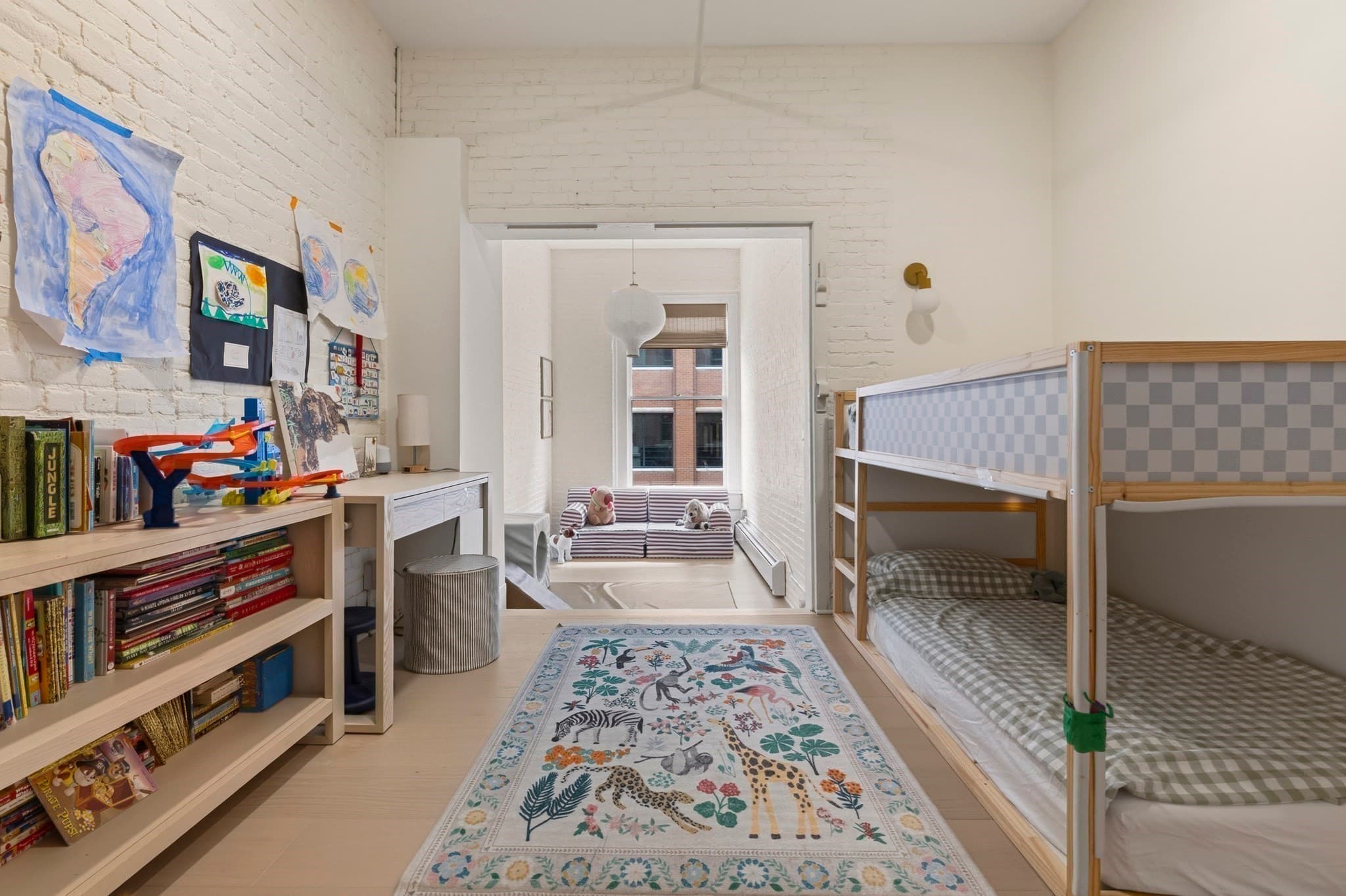 Condominium at 134 Beach St # 3B, Boston MA 02111, photo 24 of 34