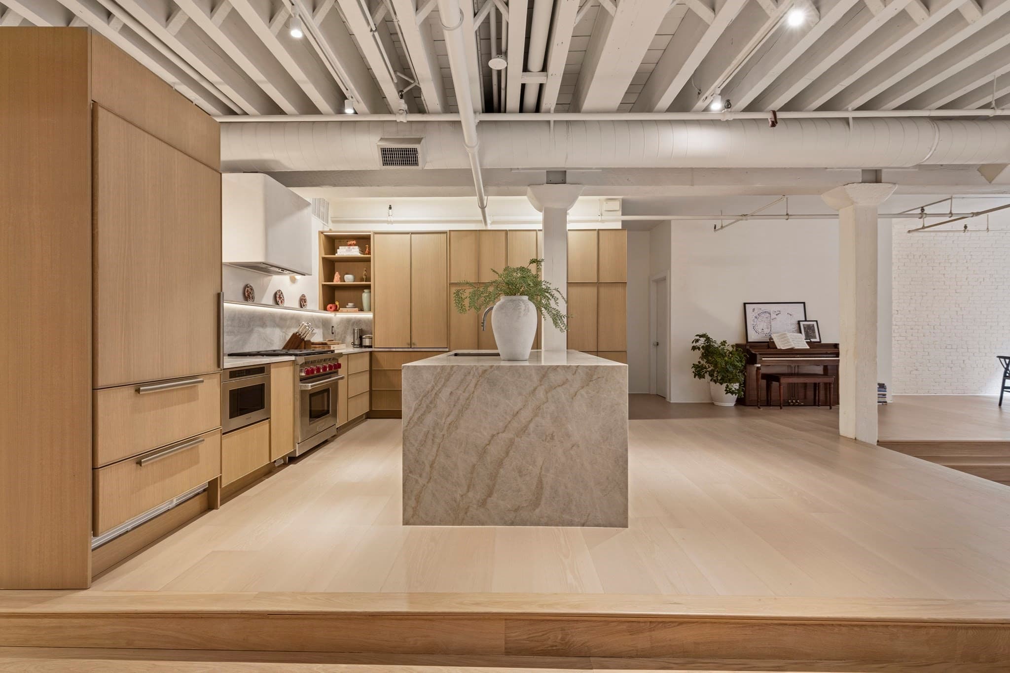 Condominium at 134 Beach St # 3B, Boston MA 02111, photo 10 of 34