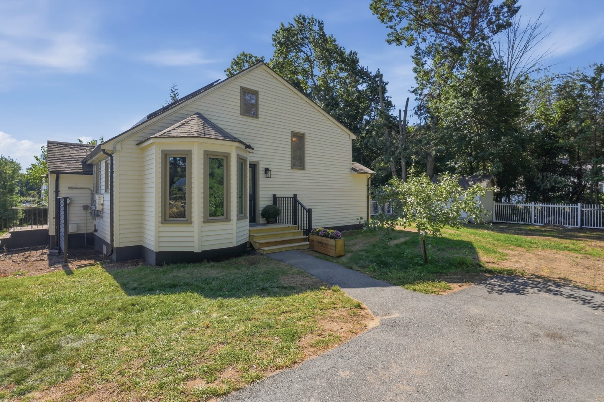 Single Family Residence at 27 Robert Rd, Stoughton MA 02072, Stoughton, photo 25 of 28