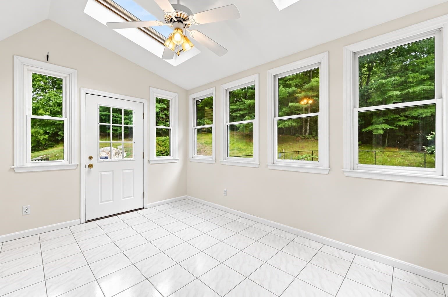 Single Family Residence at 10 Hawk Ridge Rd, Andover MA 01810, Andover, photo 27 of 27