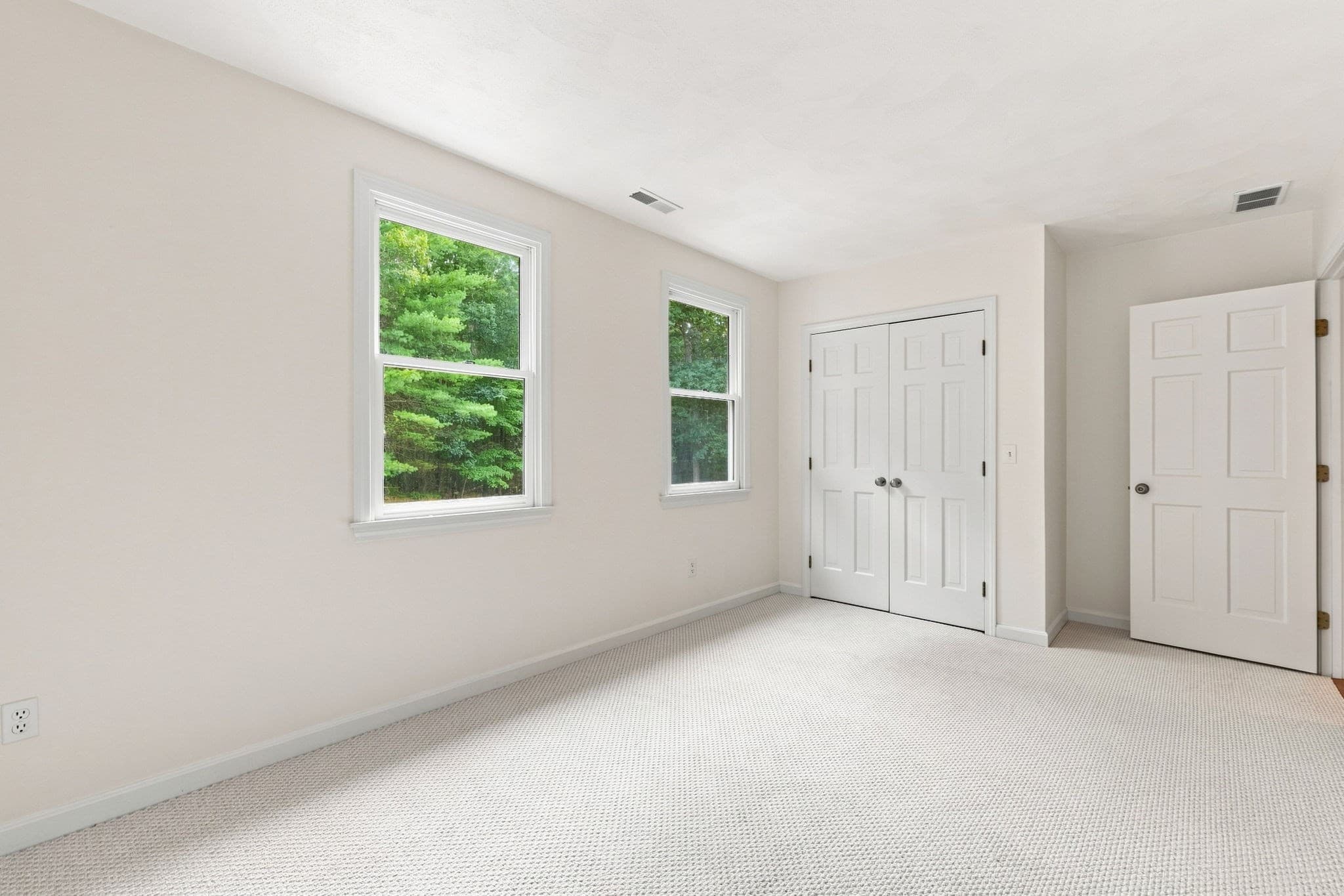 Single Family Residence at 10 Hawk Ridge Rd, Andover MA 01810, Andover, photo 20 of 27