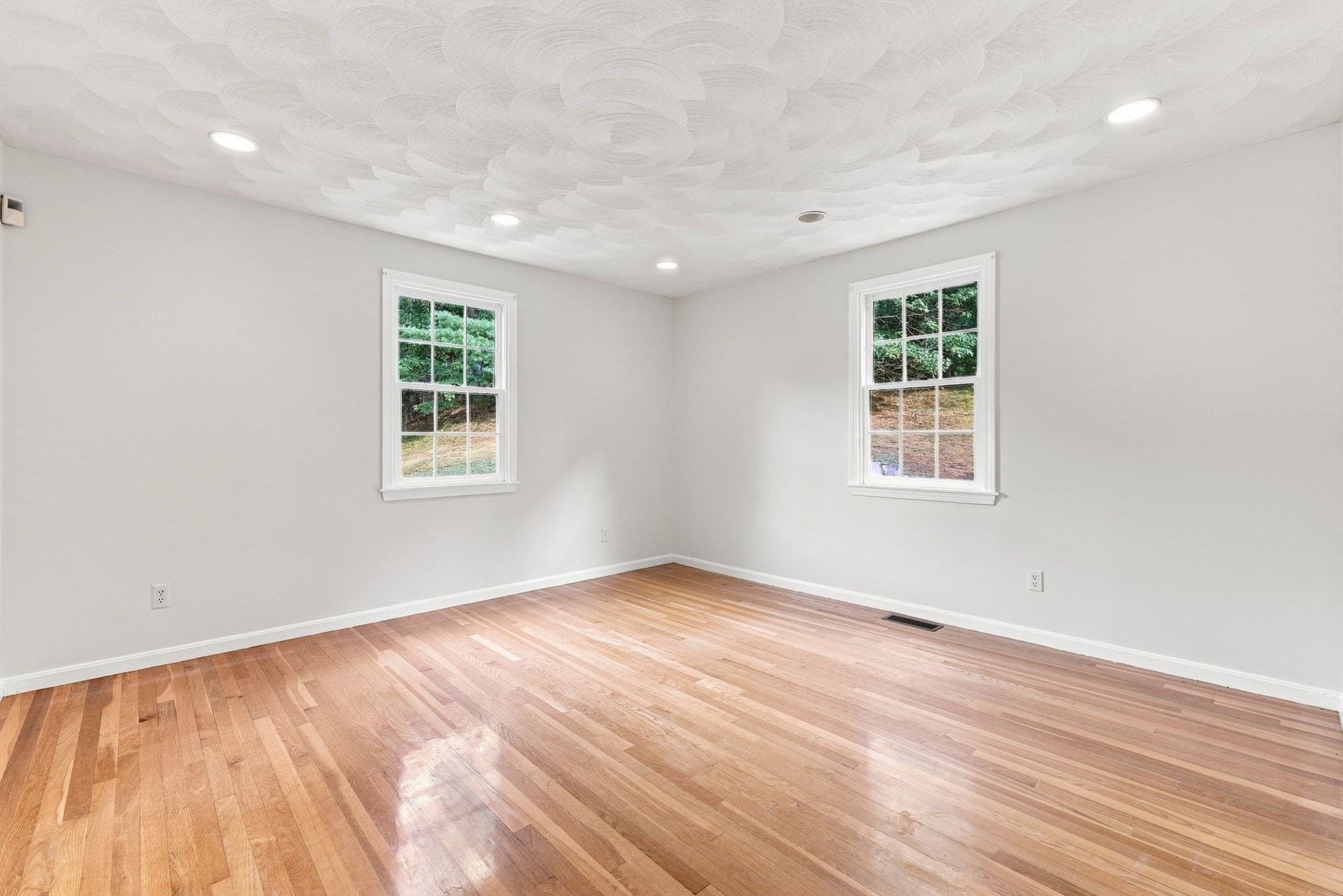 Single Family Residence at 10 Hawk Ridge Rd, Andover MA 01810, Andover, photo 24 of 27