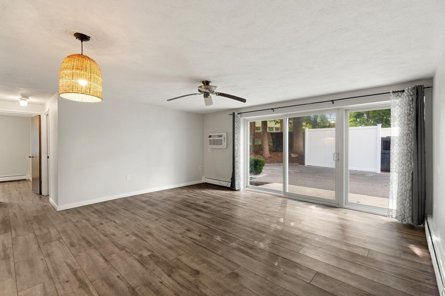 Condominium at 31 Jones Ter # 6, Stoughton MA 02072, Stoughton, photo 2 of 27