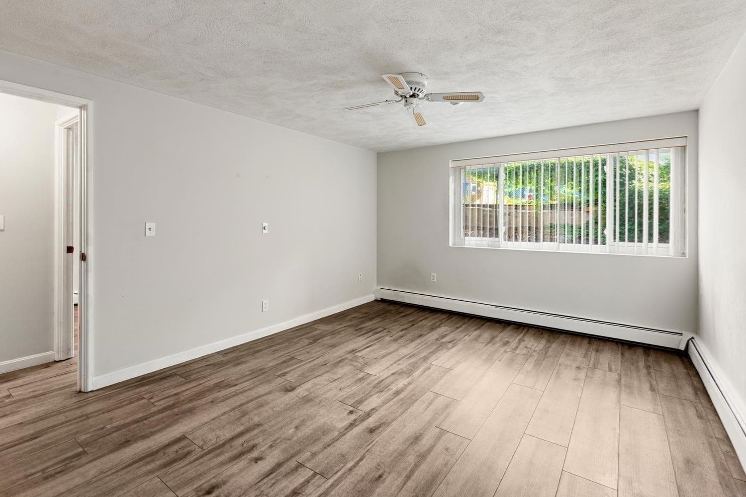 Condominium at 31 Jones Ter # 6, Stoughton MA 02072, Stoughton, photo 7 of 27
