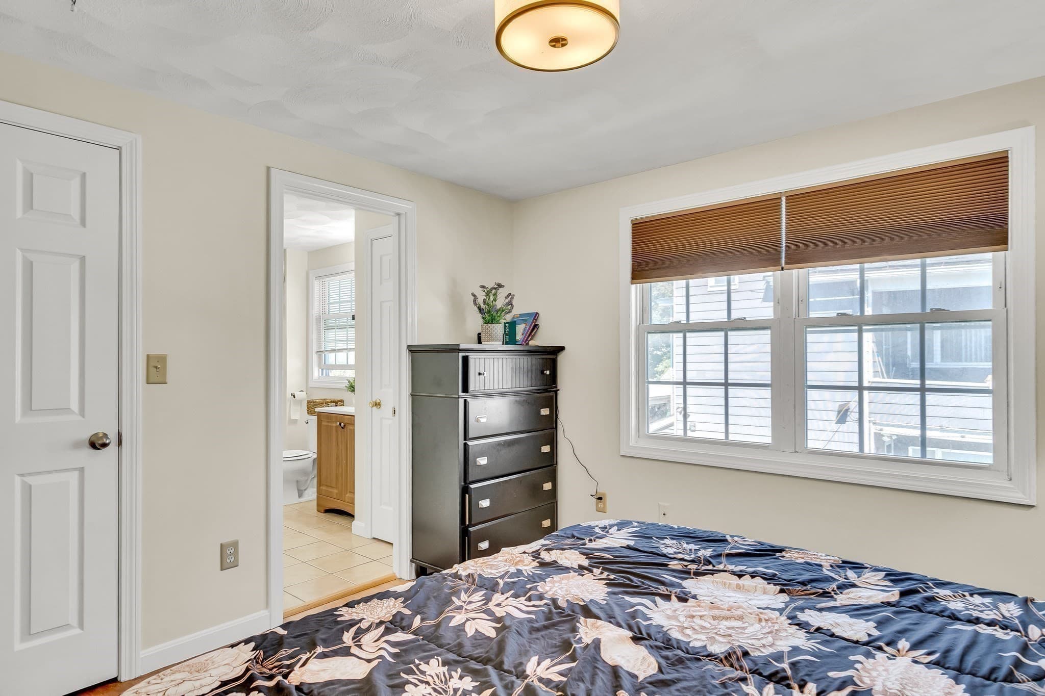 Condominium at 5 Wright Street # B, Lowell MA 01854, Lowell, photo 20 of 25