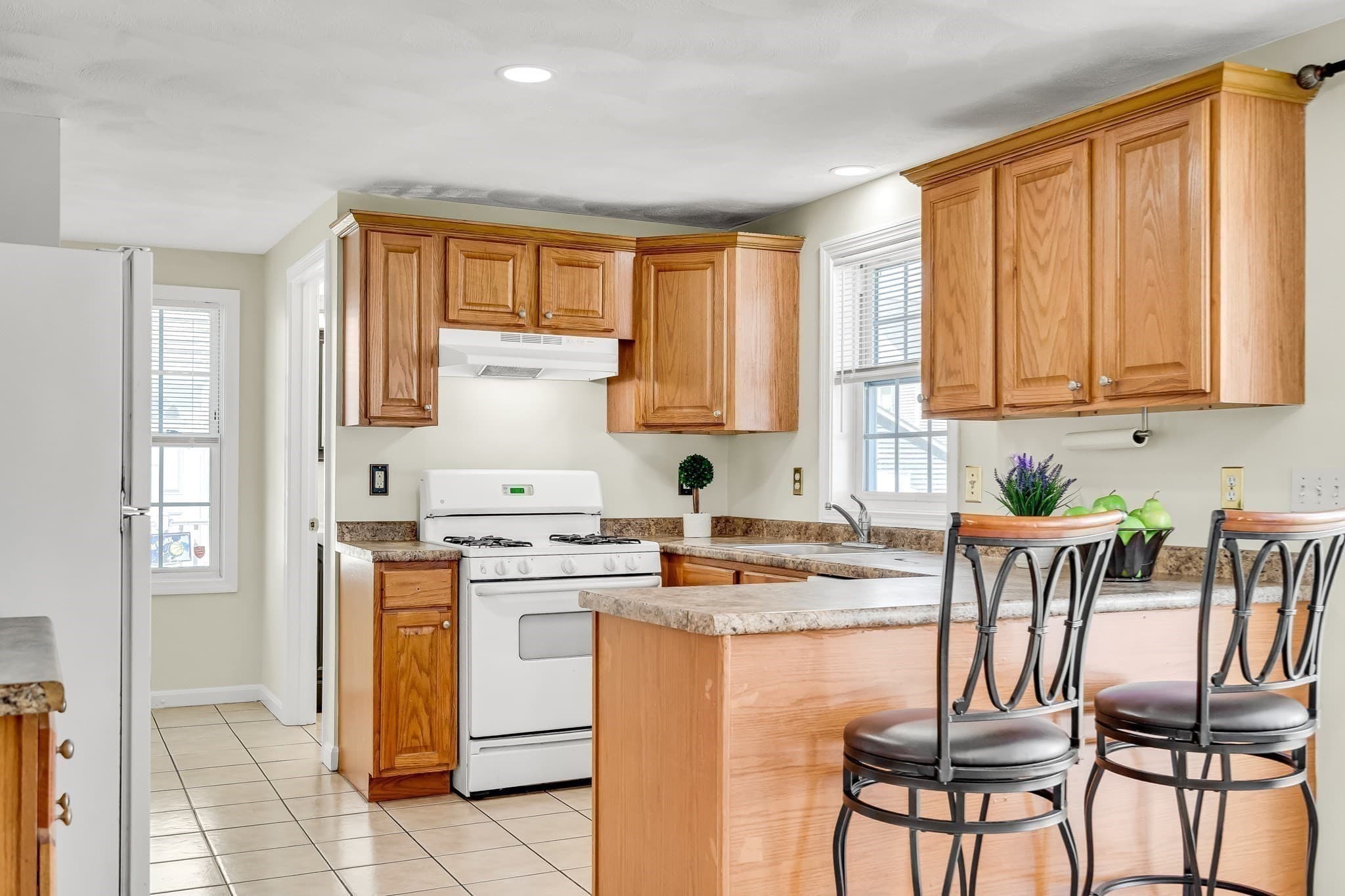 Condominium at 5 Wright Street # B, Lowell MA 01854, Lowell, photo 10 of 25