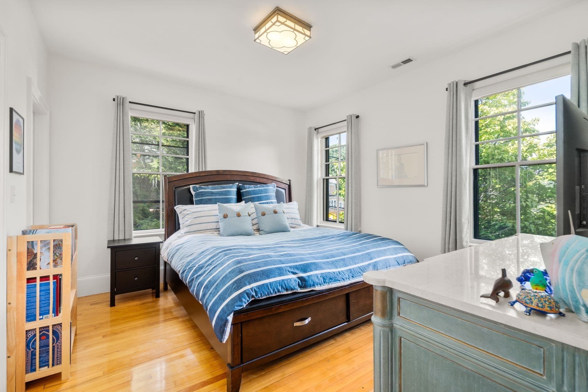 Condominium at 105 Pleasant St # 2, Arlington MA 02476, Arlington, photo 11 of 20
