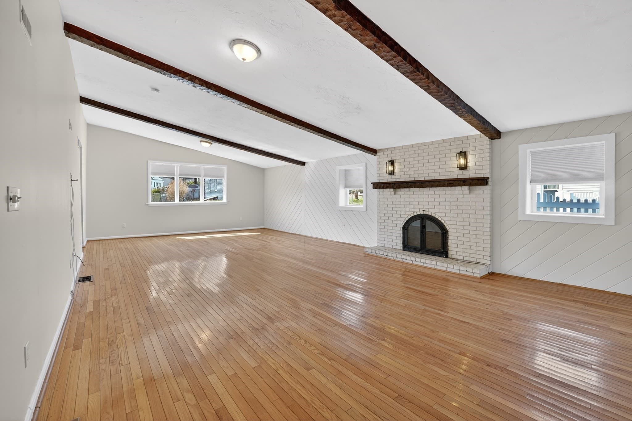 Single Family Residence at 168 South Street, Marlborough MA 01752, Marlborough, photo 4 of 17