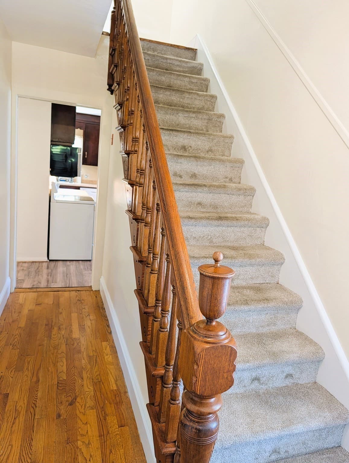 Single Family Residence at 27 South Street, South Hadley MA 01075, South Hadley, photo 2 of 28