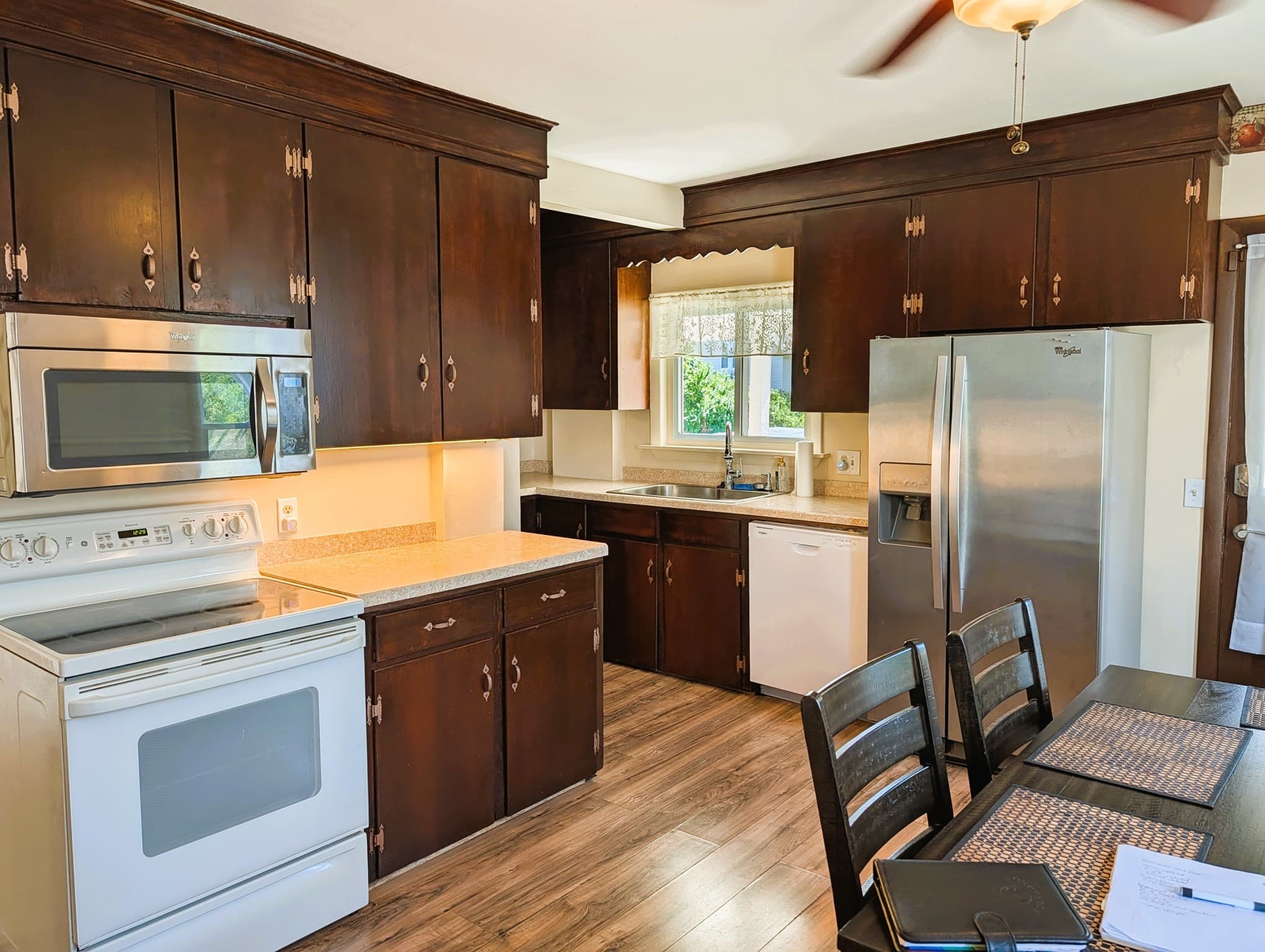 Single Family Residence at 27 South Street, South Hadley MA 01075, South Hadley, photo 6 of 28