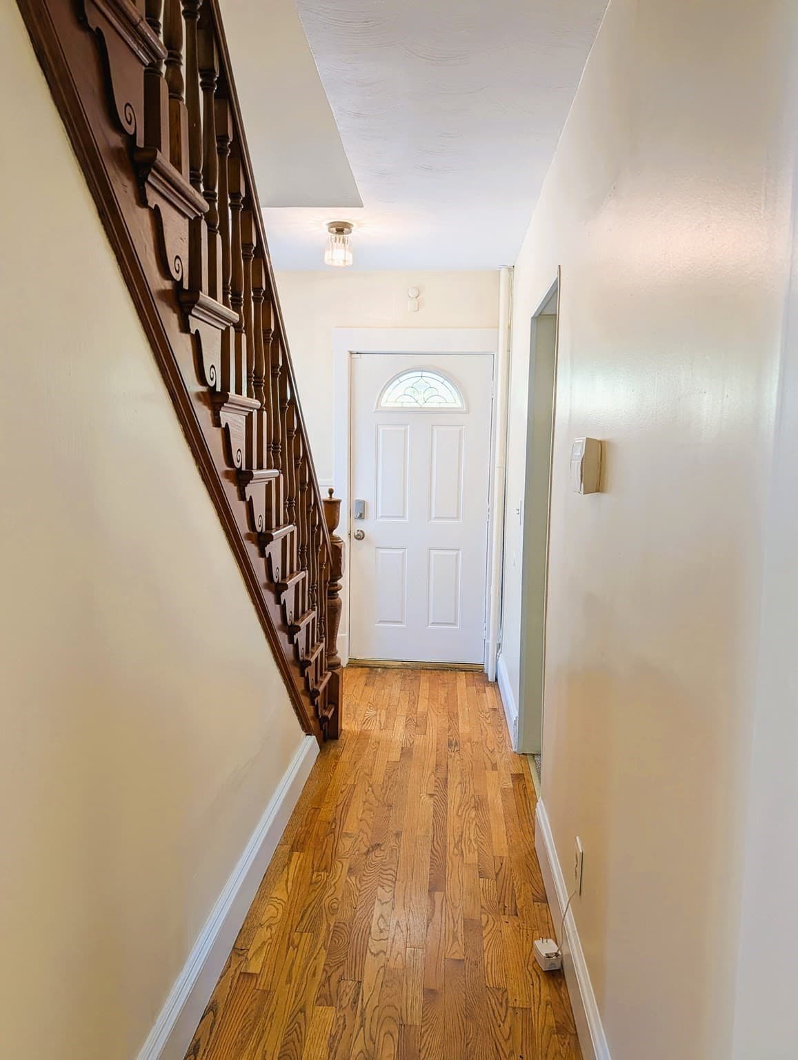 Single Family Residence at 27 South Street, South Hadley MA 01075, South Hadley, photo 3 of 28