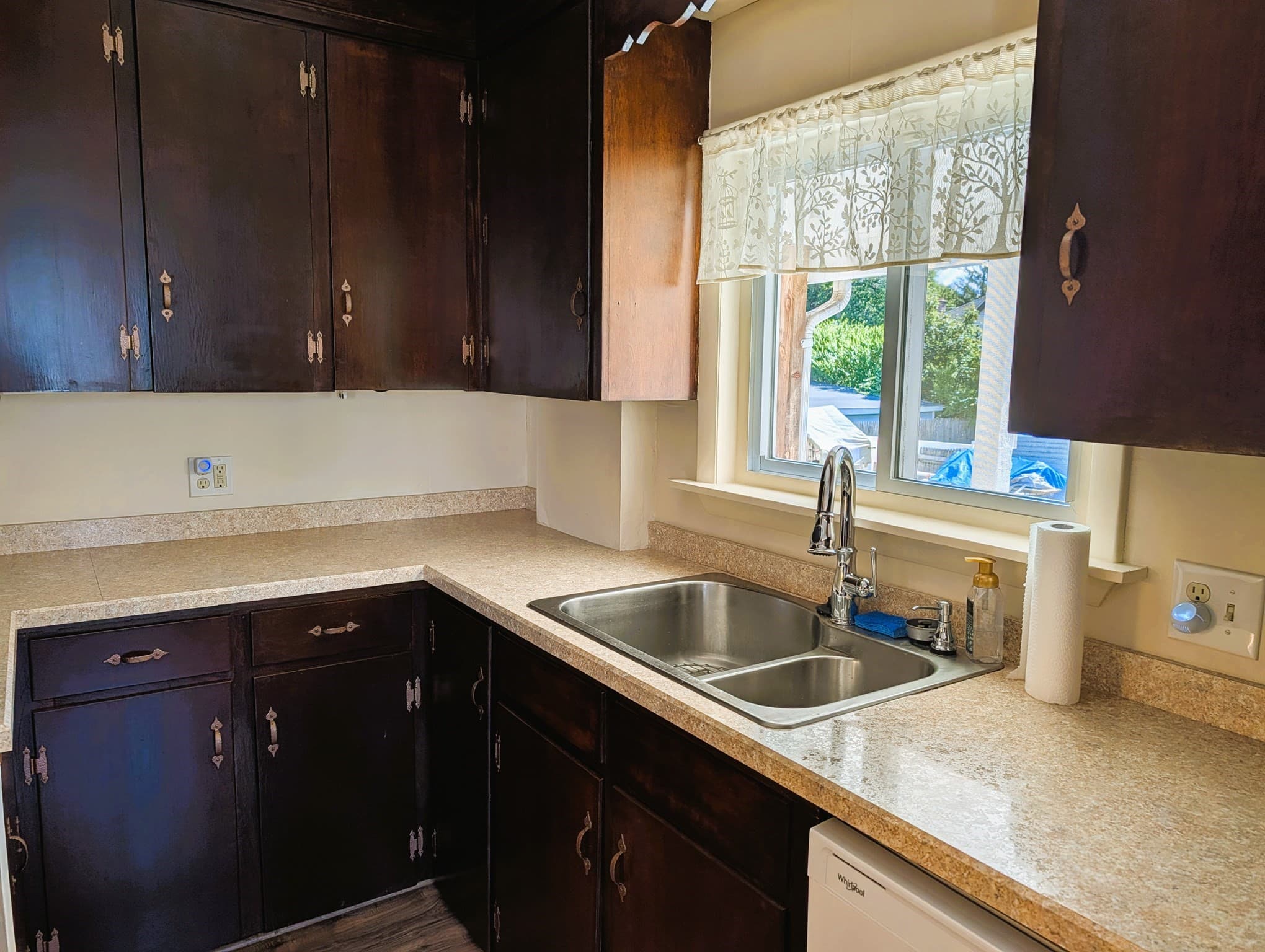 Single Family Residence at 27 South Street, South Hadley MA 01075, South Hadley, photo 9 of 28