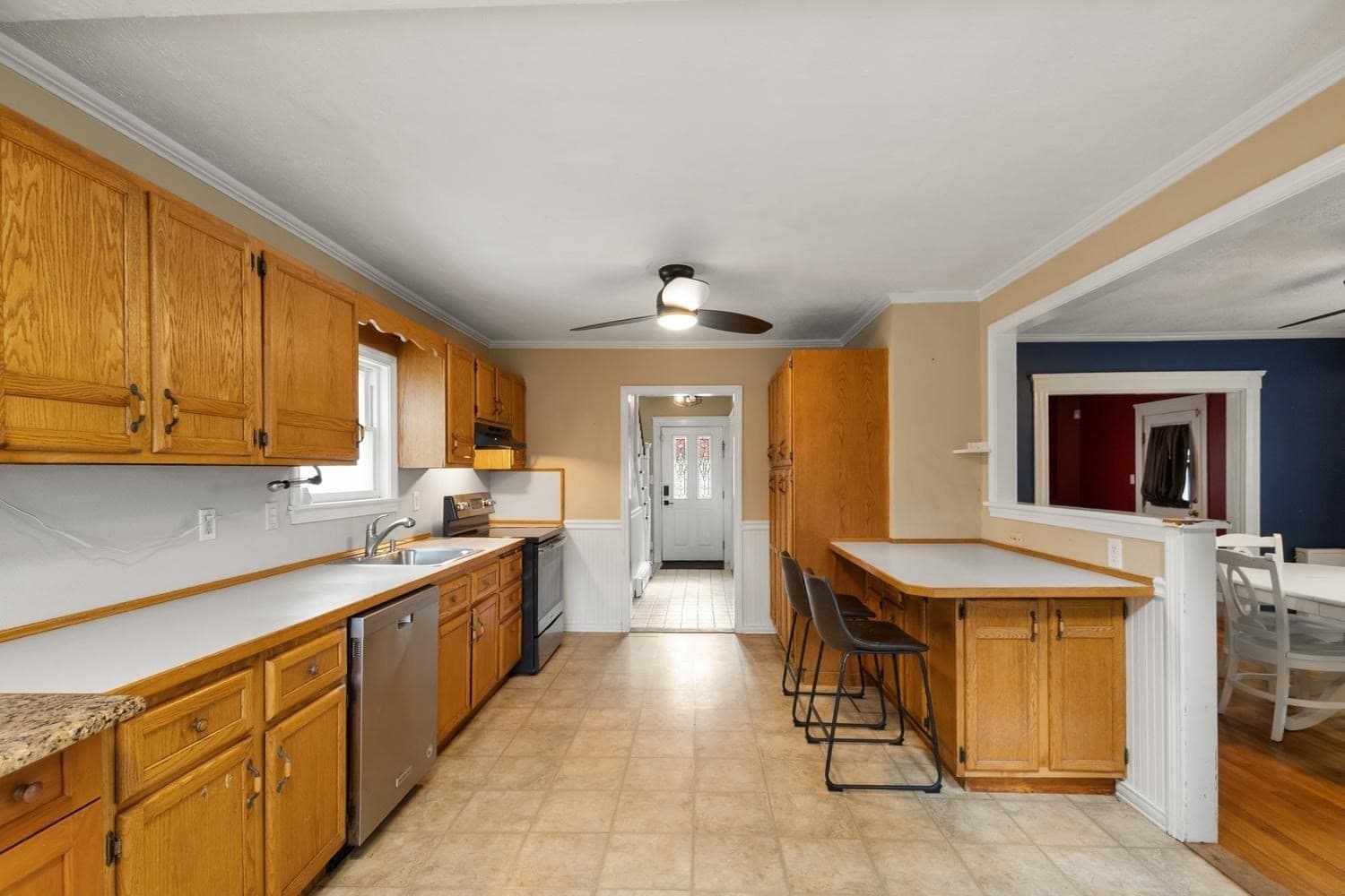 Single Family Residence at 223 Linwood St, Lynn MA 01905, Lynn, photo 9 of 34