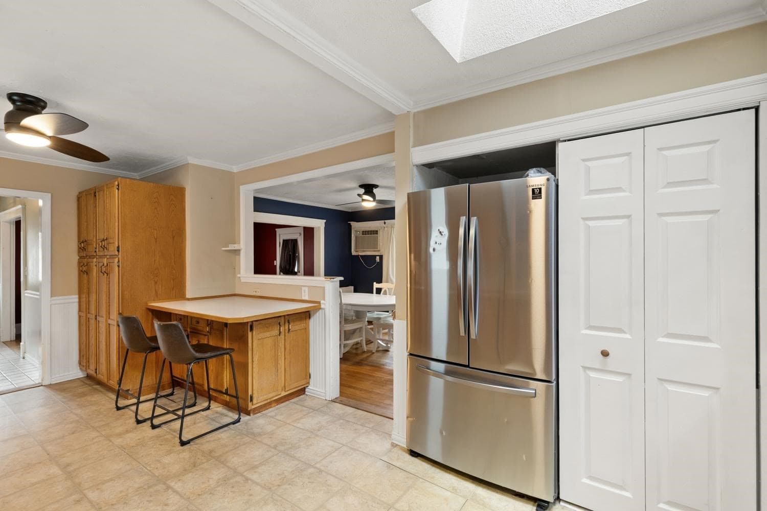 Single Family Residence at 223 Linwood St, Lynn MA 01905, Lynn, photo 10 of 34